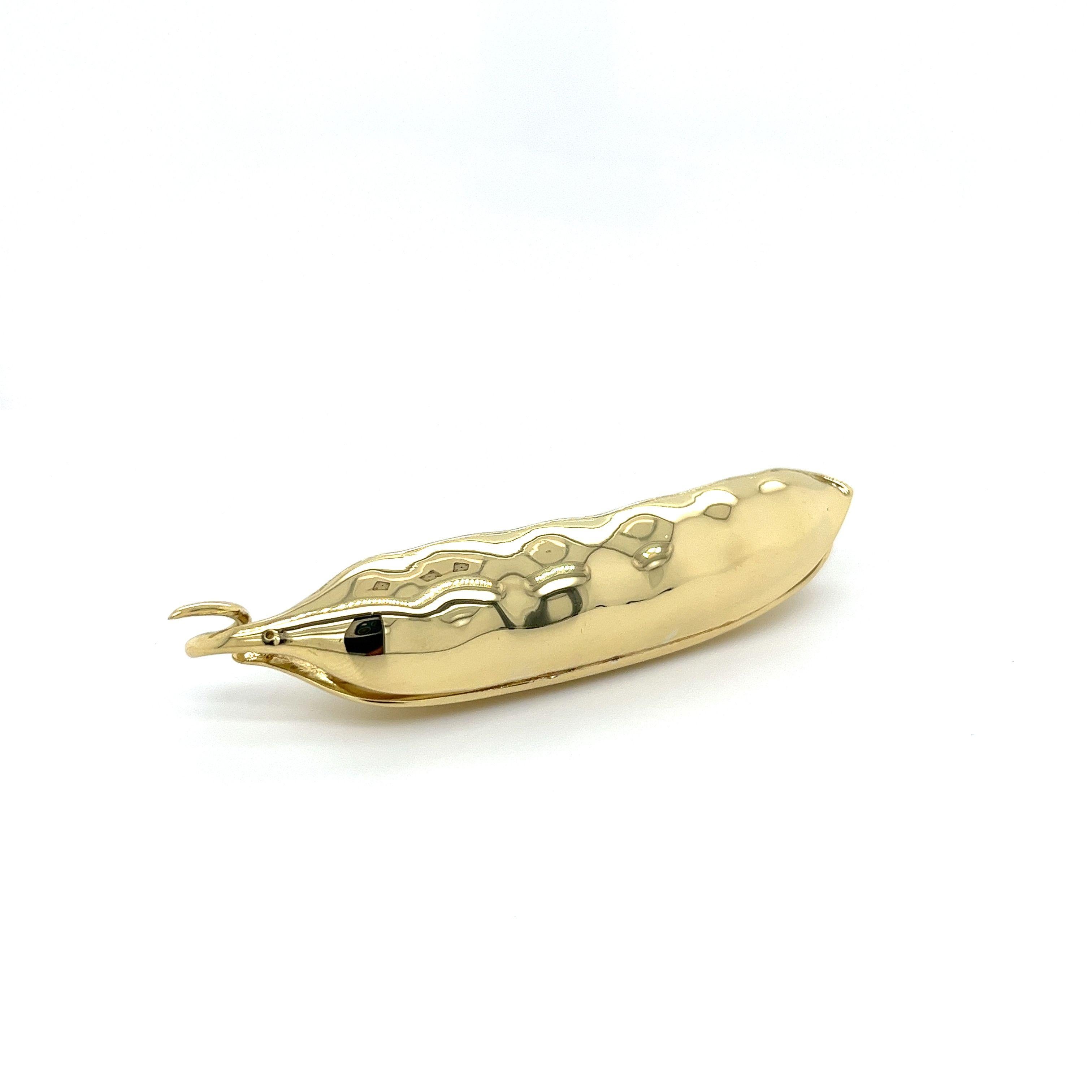 Cabochon 22K Yellow Solid Gold White Pearl Edamame Pearl Pendant For Sale