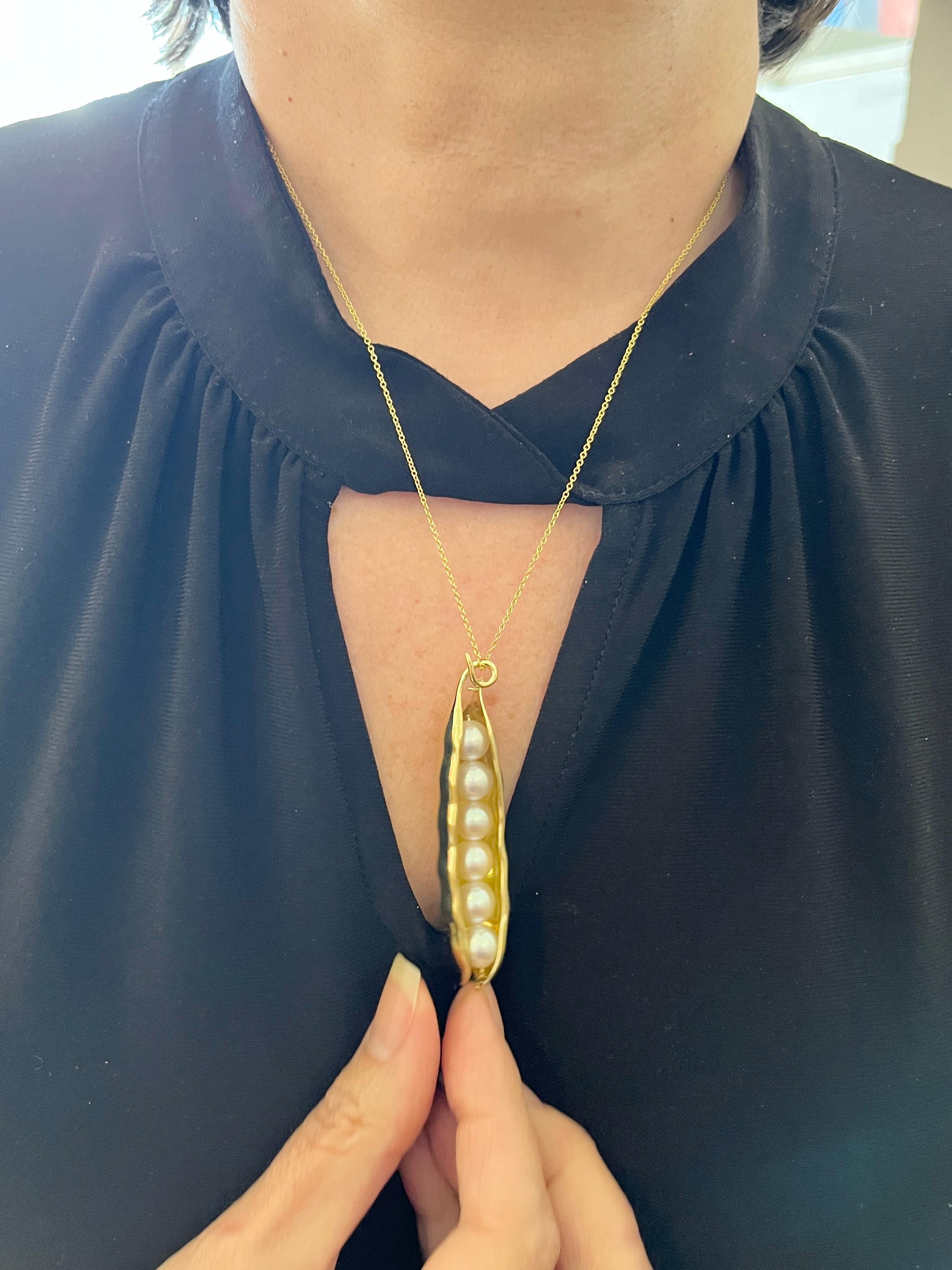 22 Karat Gelb massives Gold Weißer Perlen-Edamame-Perlen-Anhänger  Damen im Angebot