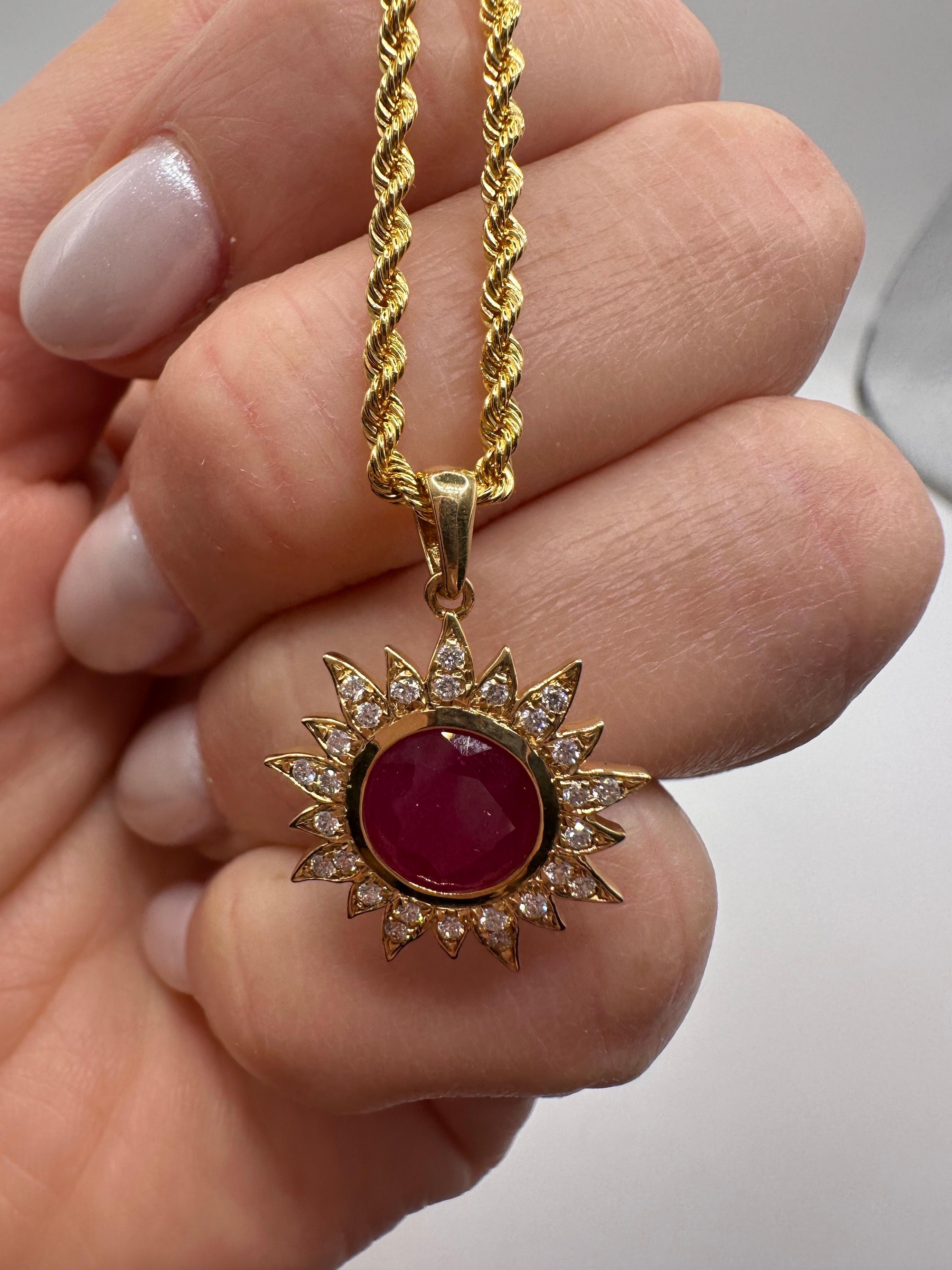 Collar sol rubí diamante 22KT cadena 16