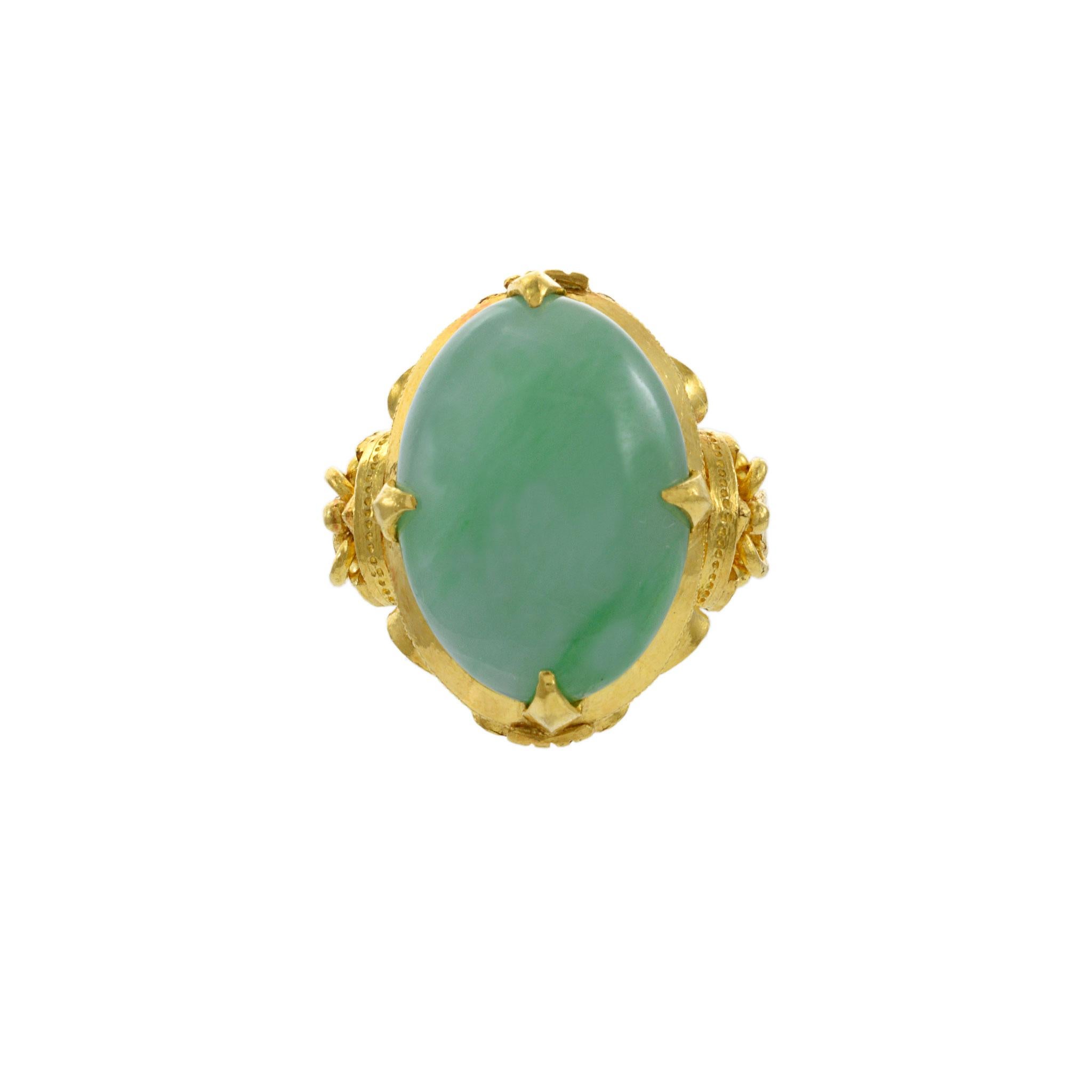 22KT Cabachon-Ring aus grüner Jade mit Gelbgoldfassung (Cabochon)