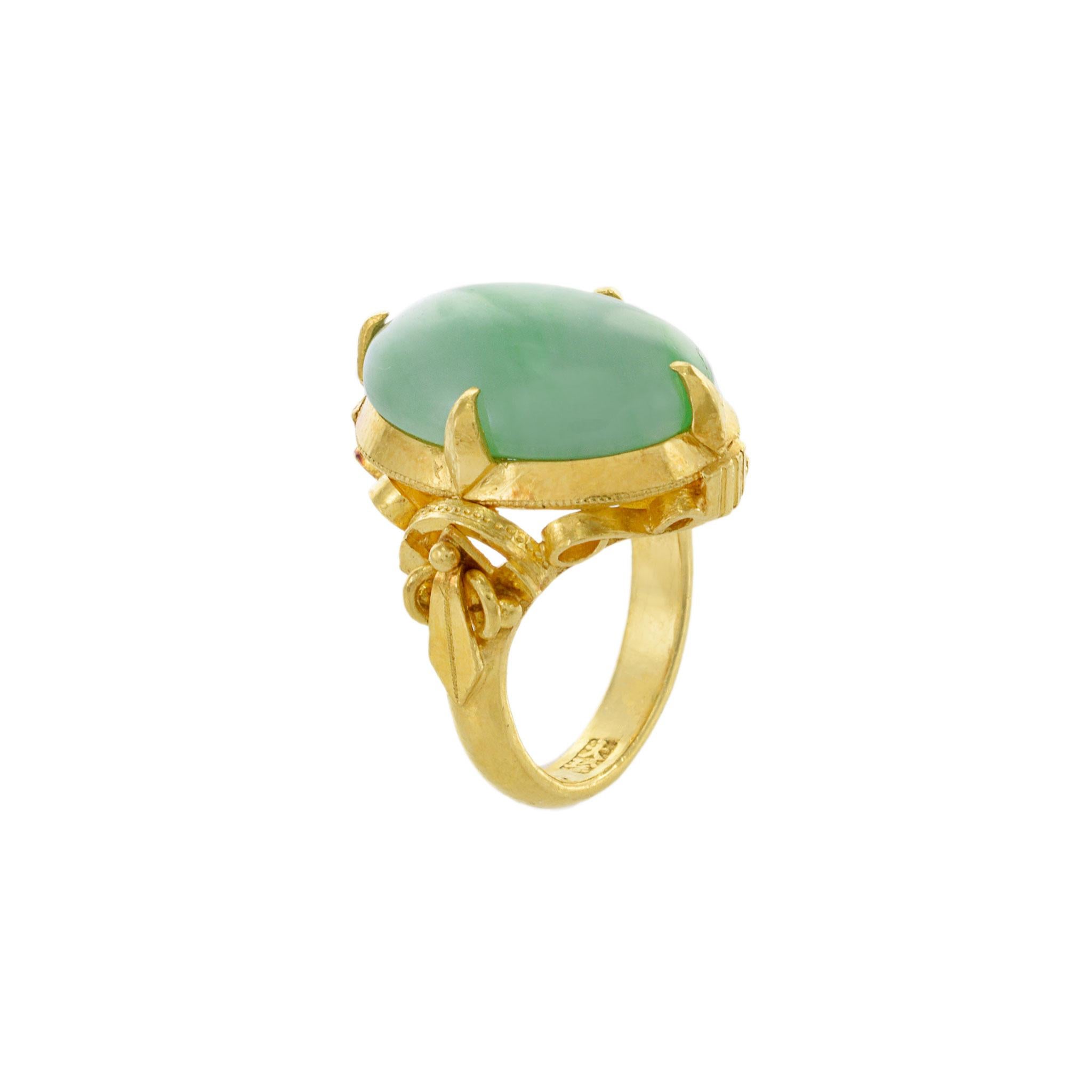 22KT Cabachon-Ring aus grüner Jade mit Gelbgoldfassung 3