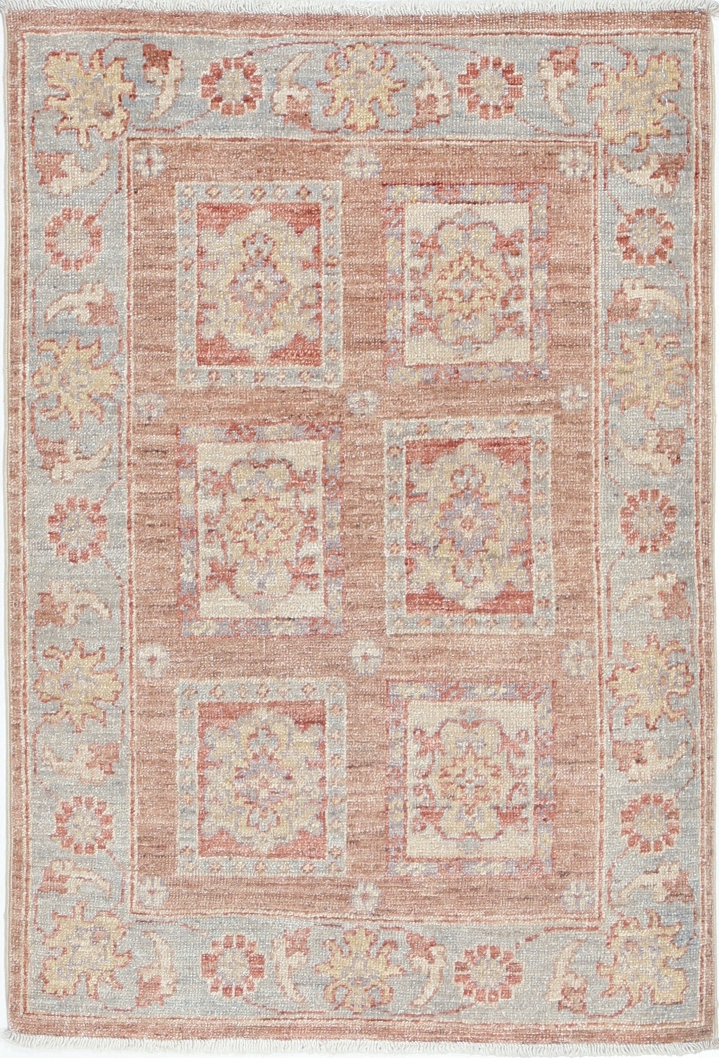 2.2x3 ft Handknotted Wool Turkish Accent Rug for Traditional Interiors