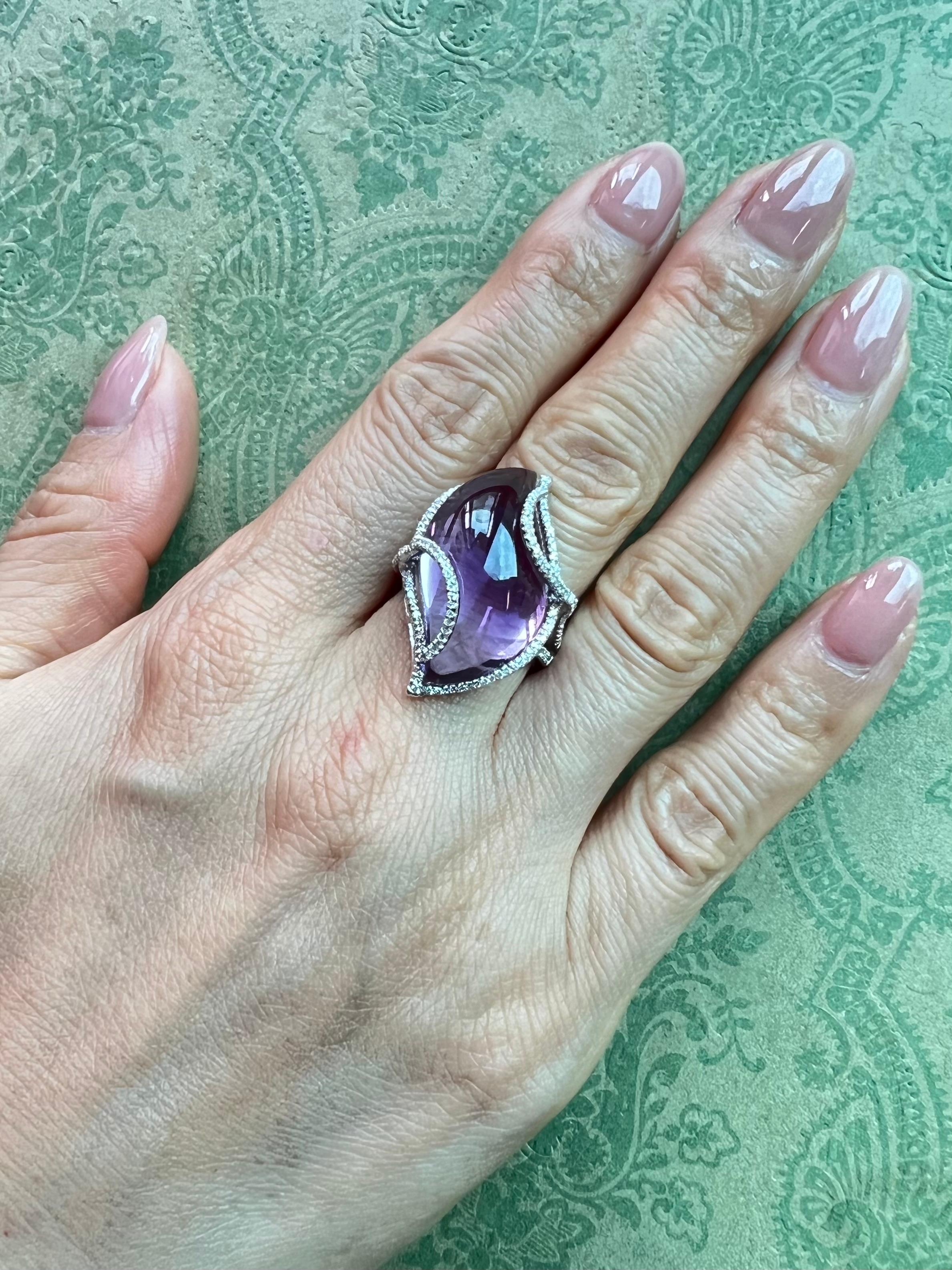 Bague cocktail en améthyste et diamants de 23 carats. Grande bague d'affirmation contemporaine.    en vente 6