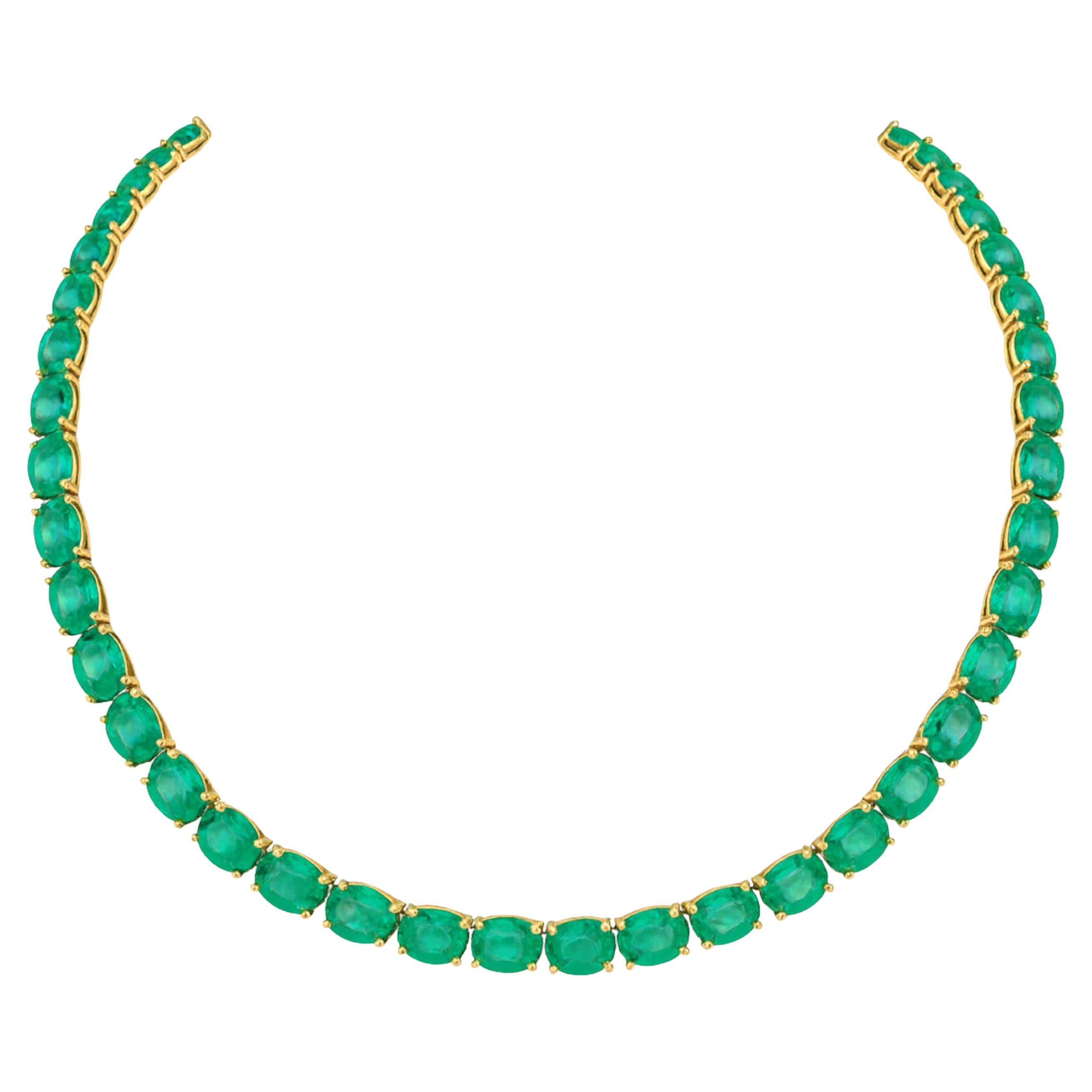 Collier de tennis en émeraude colombienne de 23 carats  Fabriqué en or jaune massif 18K en vente