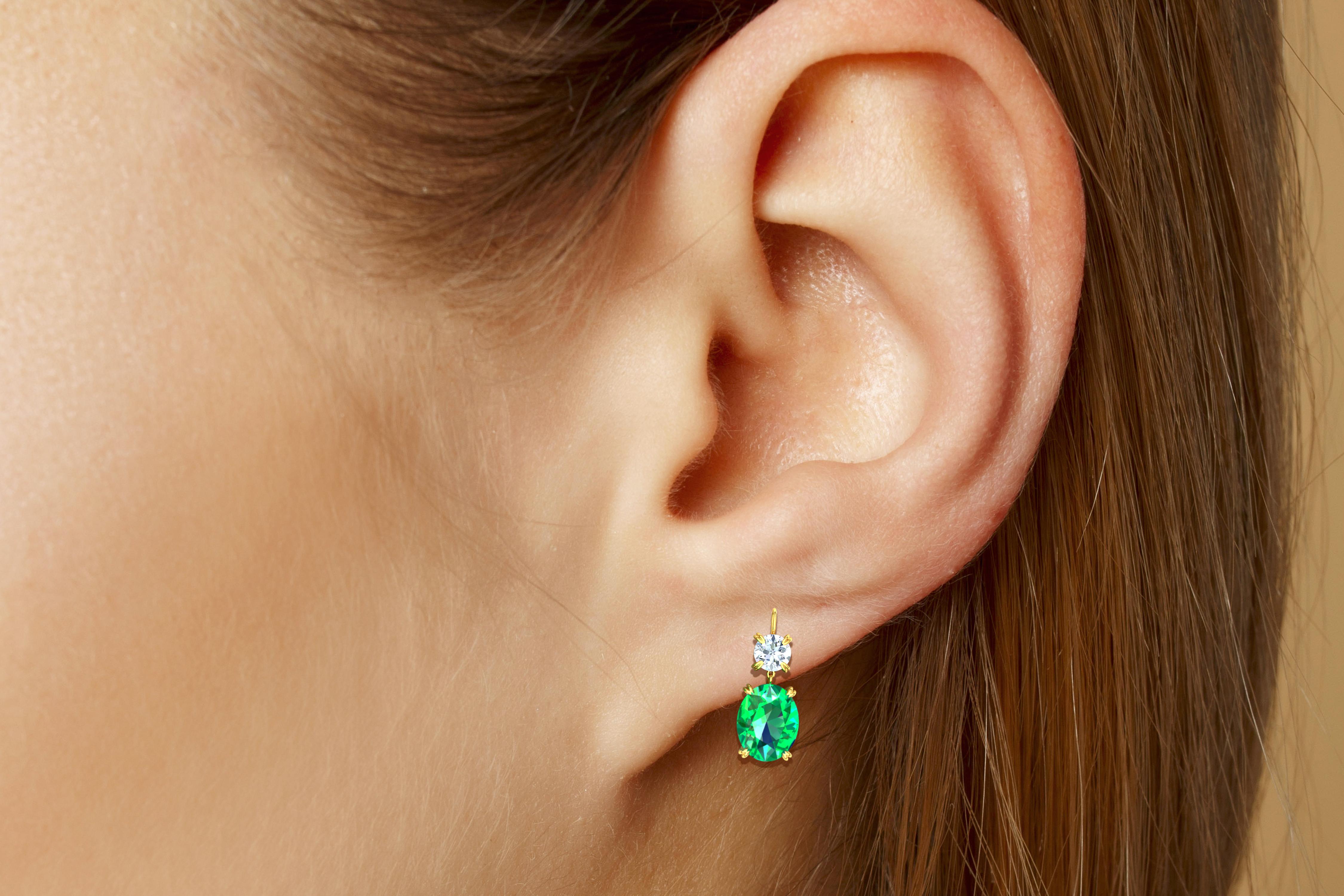 Women's or Men's 2.3 Carat Emerald and Diamond Drop Earrings For Sale