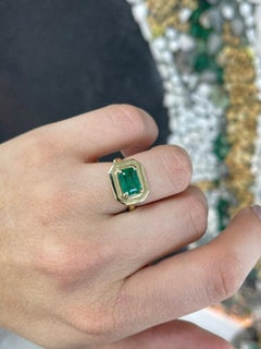 2.3 Carat Emerald Statement 14K Yellow Gold A Classic Statement