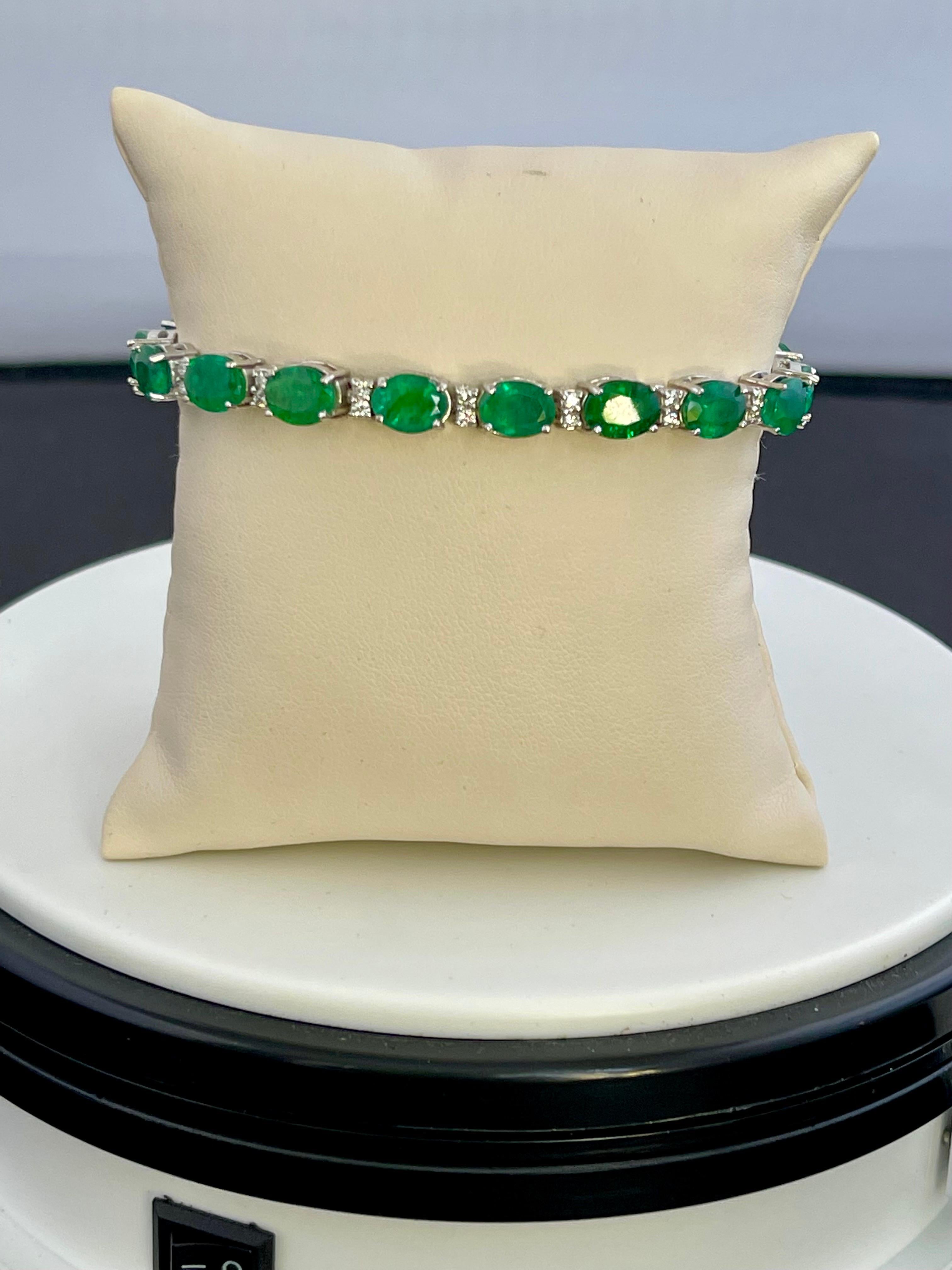 23 Carat Natural Zambian Emerald & 1.6ct Diamond Tennis Bracelet 14 Karat Gold 12