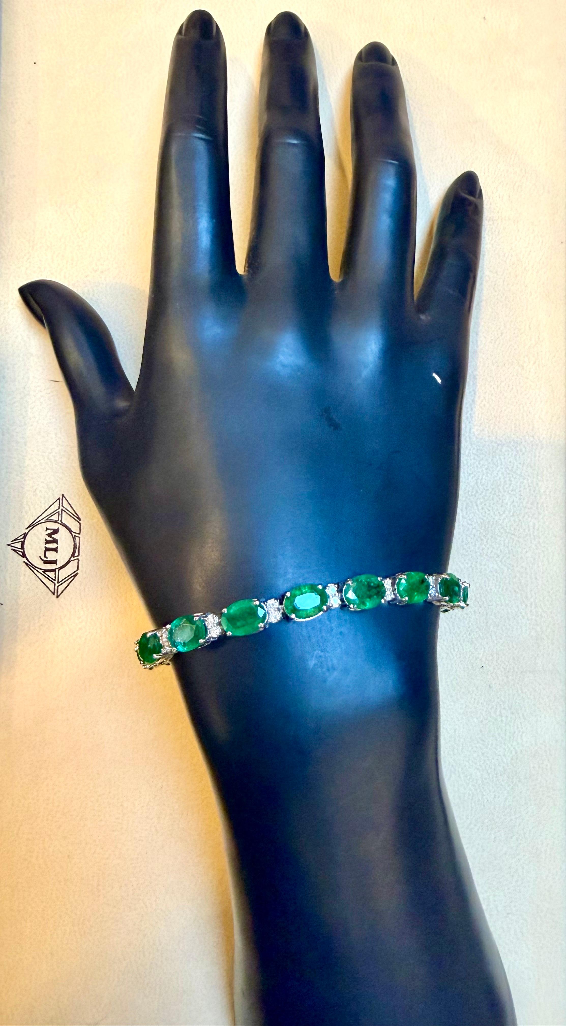 23 Carat Natural Zambian Emerald & 1.6 Ct Diamond Tennis Bracelet 14 Karat Gold For Sale 12