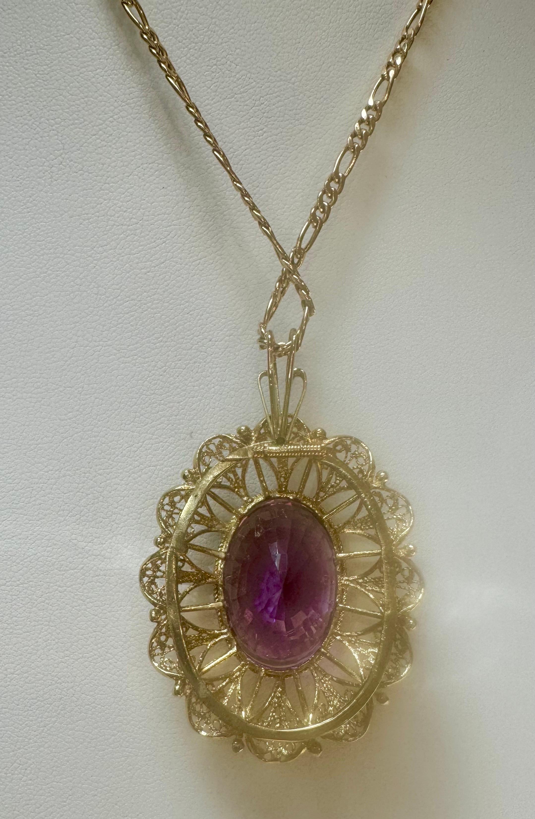 23 Carat Oval Amethyst Pendant  Necklace 18 Karat Yellow Gold Vintage For Sale 6