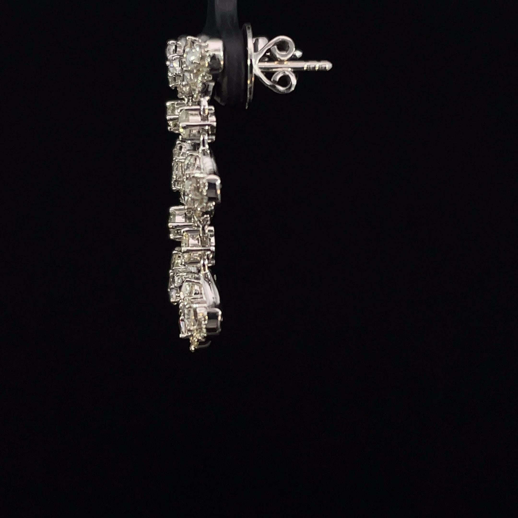 Women's 2.3 Carat Rose Cut Tulip Diamond 18K Gold Drops Earring For Sale