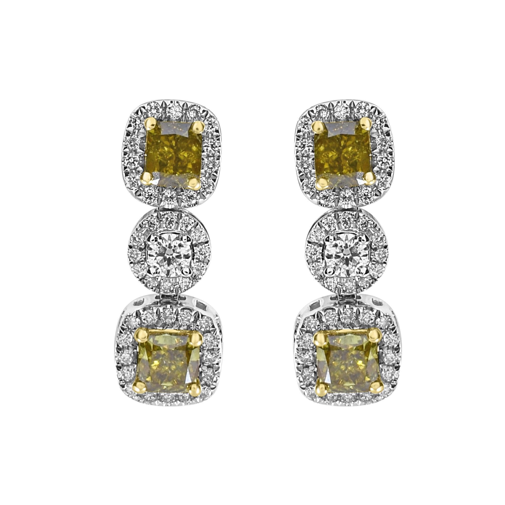 Orecchino in oro bianco e giallo con diamante bianco e giallo da 2,3 carati In condizioni Nuovo in vendita a New York, NY