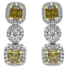 Ohrring aus Weiß- und Gelbgold mit 2,3 Karat weißen und gelben Diamanten