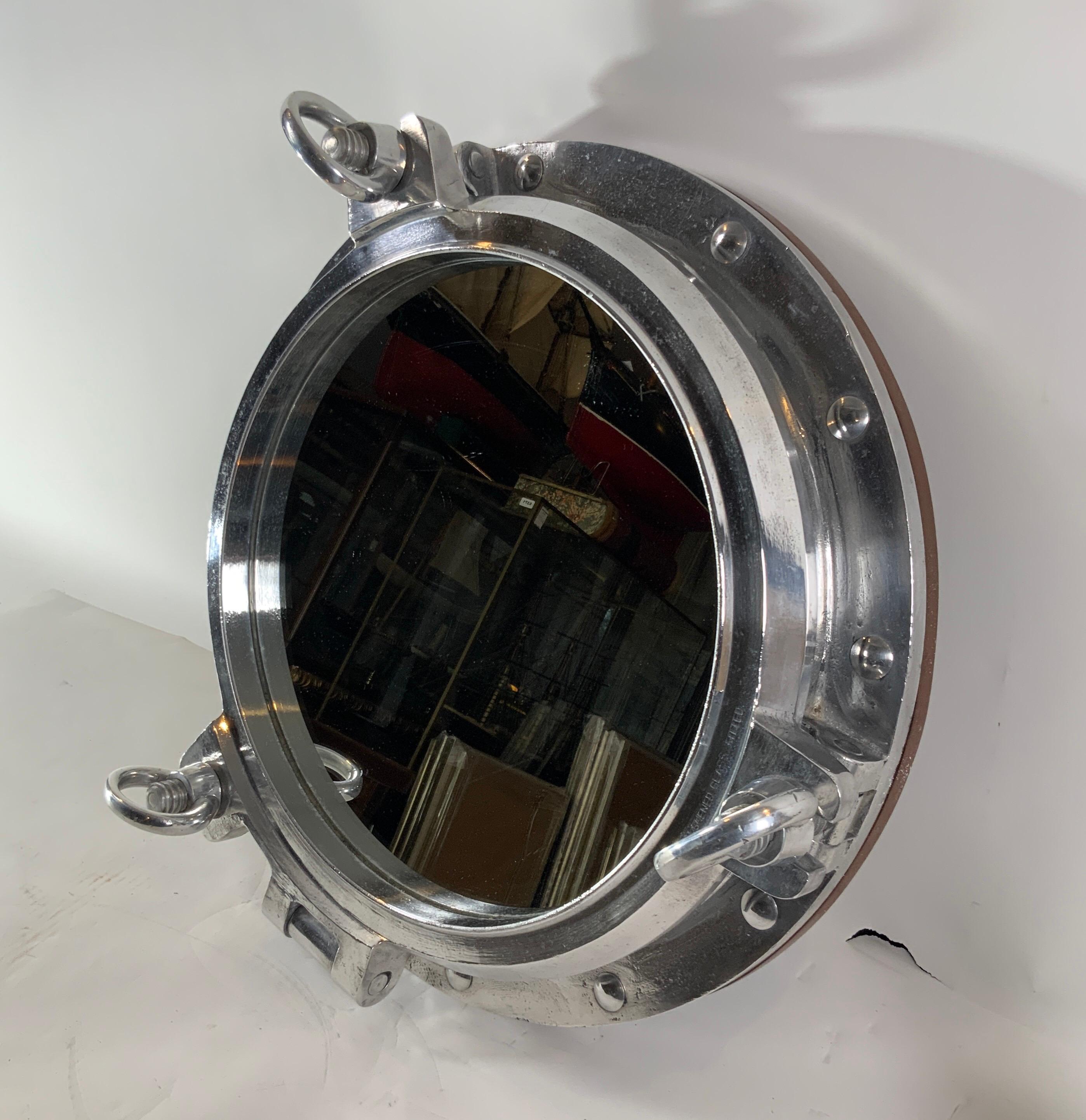 Porthole-Spiegel eines Schiffes aus Aluminium im Angebot 4