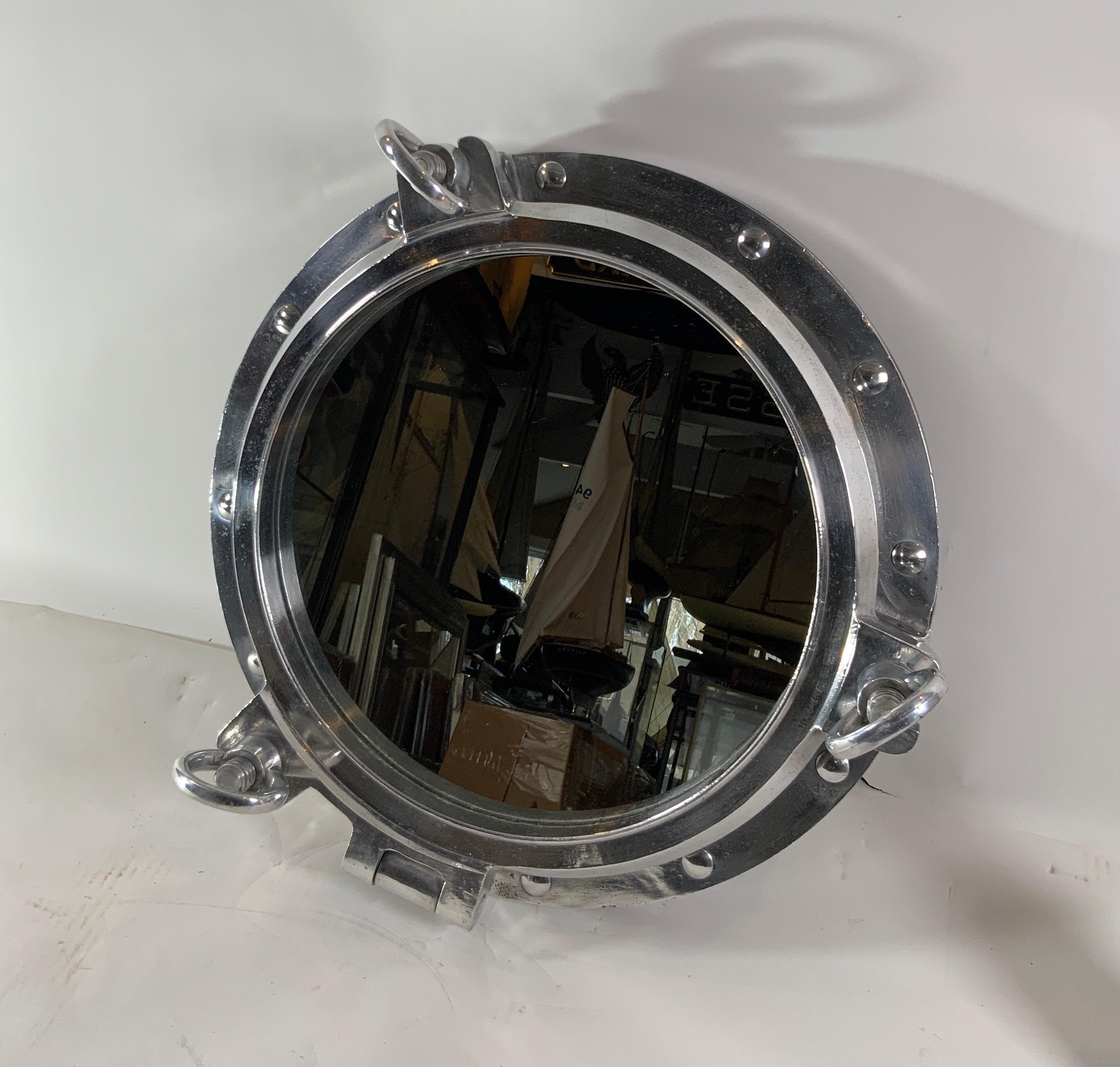 Porthole-Spiegel eines Schiffes aus Aluminium im Angebot 5