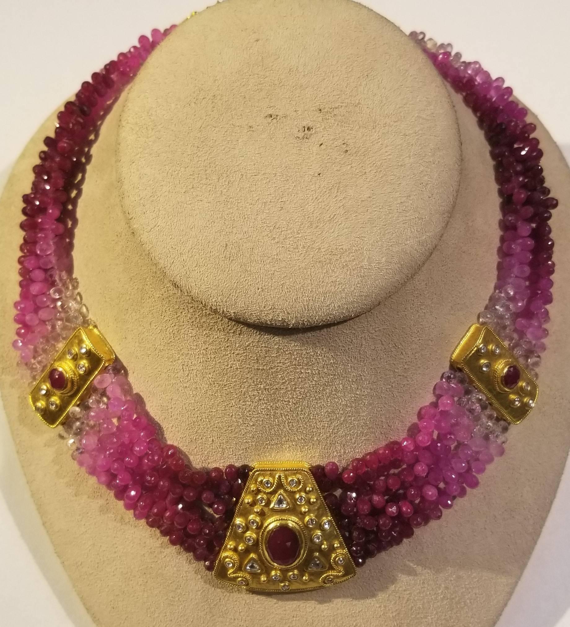 23 Karat Yg Ruby and Diamond Necklace In Excellent Condition For Sale In Santa Fe, NM