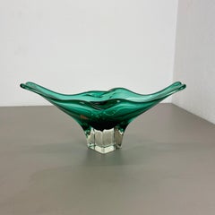 2, 3 Kg Glass Bowl Shell Centerpiece by Flavio Poli Attrib., Murano, Italy, 1970s