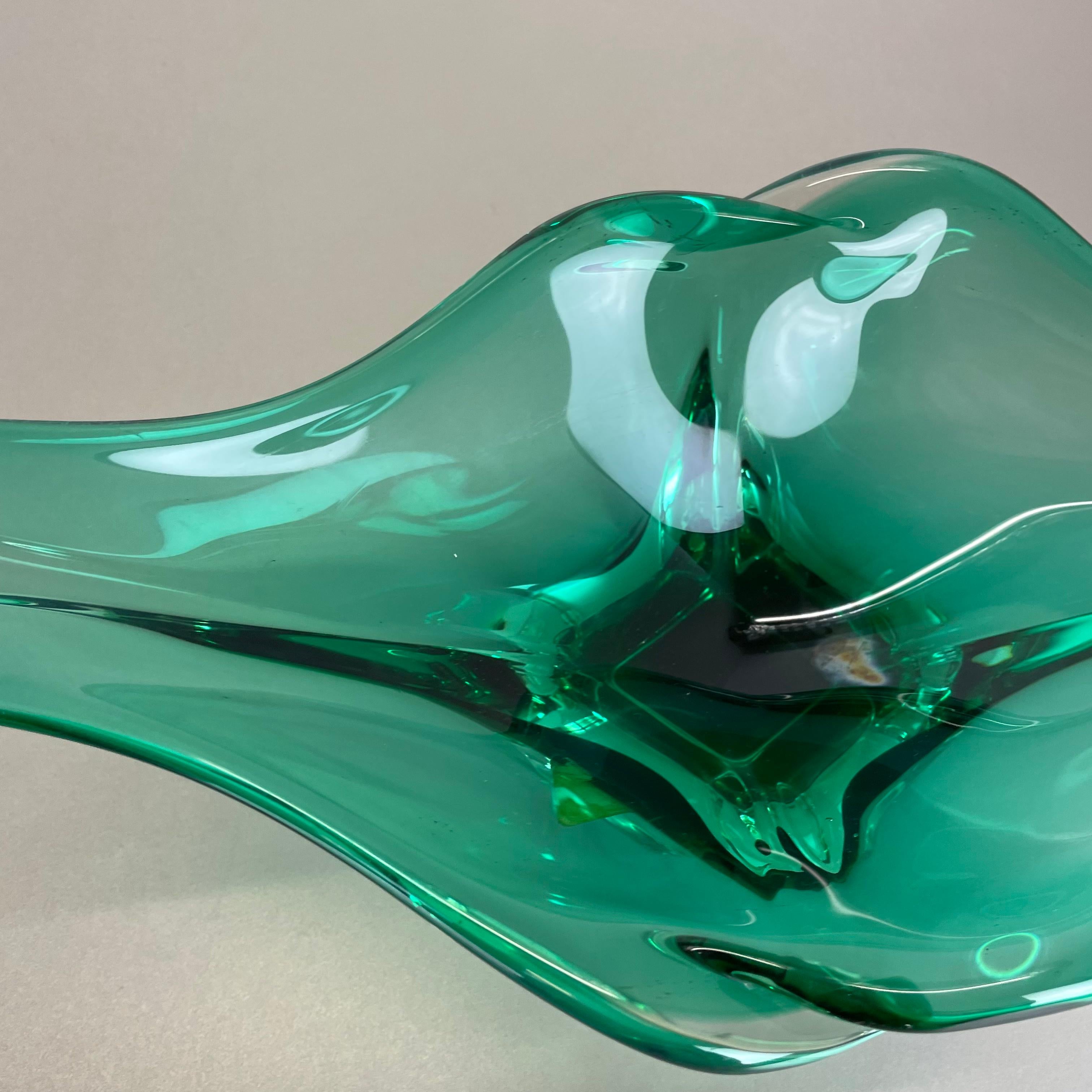 2, 3 Kg Glasschale Muschelaufsatz von Flavio Poli Attribut, Murano, Italien, 1970er (20. Jahrhundert) im Angebot