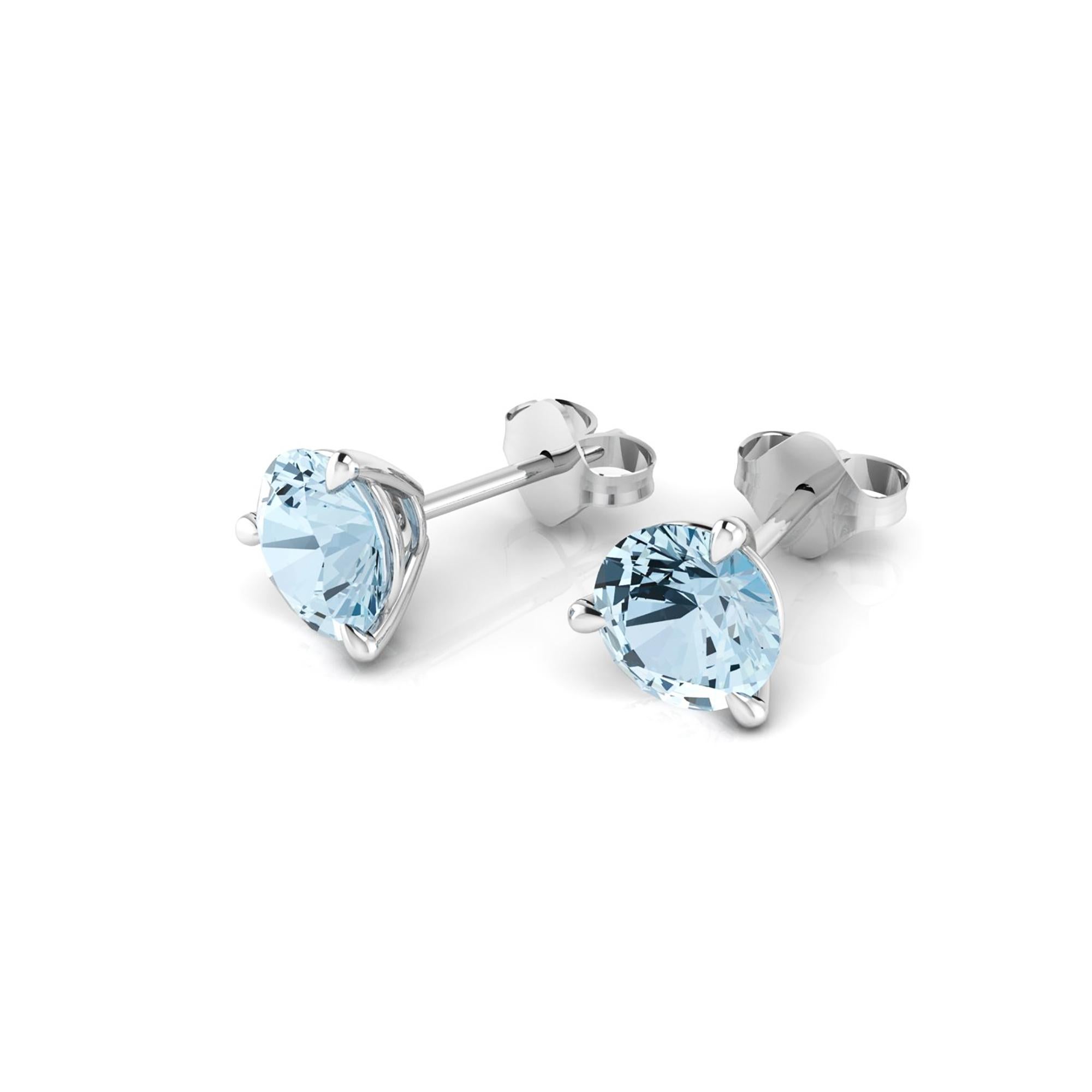 2.30 carat Aquamarine Martini ear-studs, hand made in 18k white gold in New York City with the best Italian craftsmanship,

Perfect gift for any woman and every age, easy to wear from the office to a special evening out.

