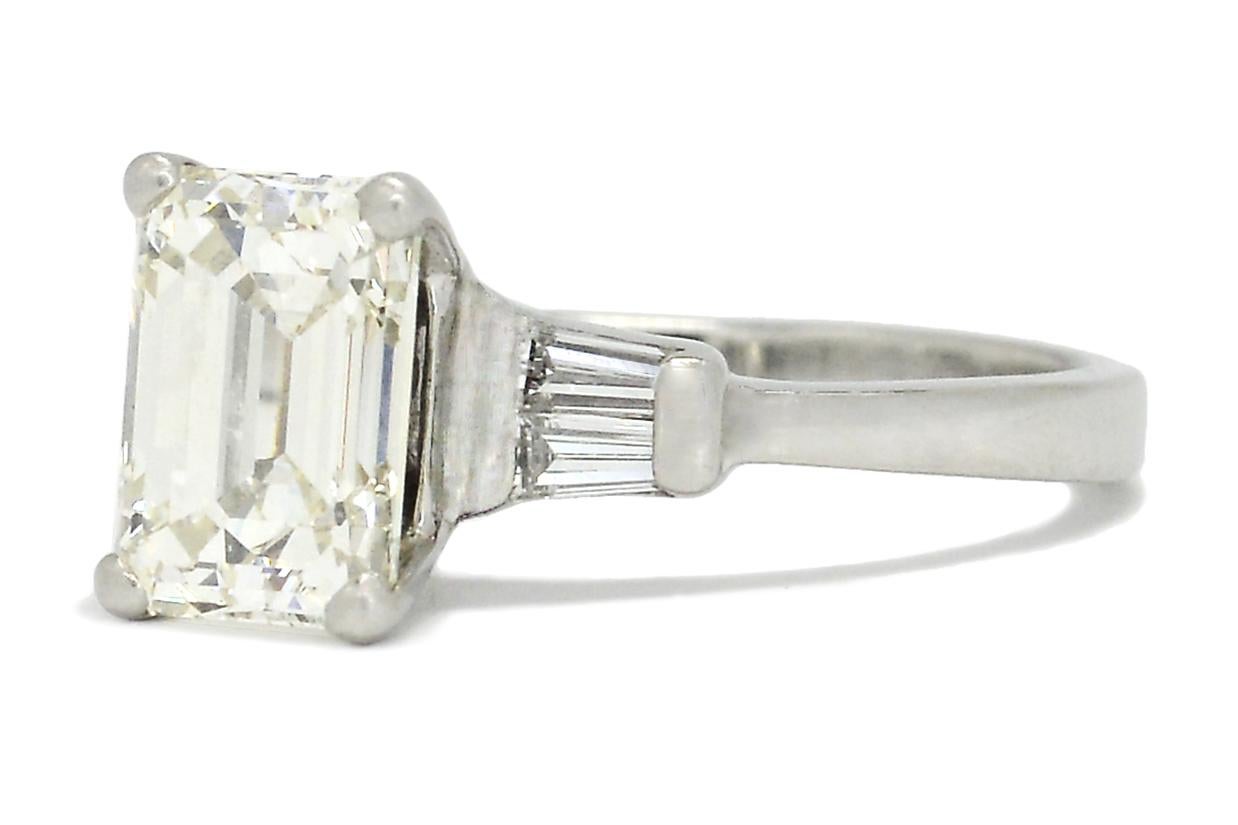 NO 2.30 Carat Emerald Cut Diamond Engagement Ring Art Deco GIA Report In Good Condition In Santa Barbara, CA