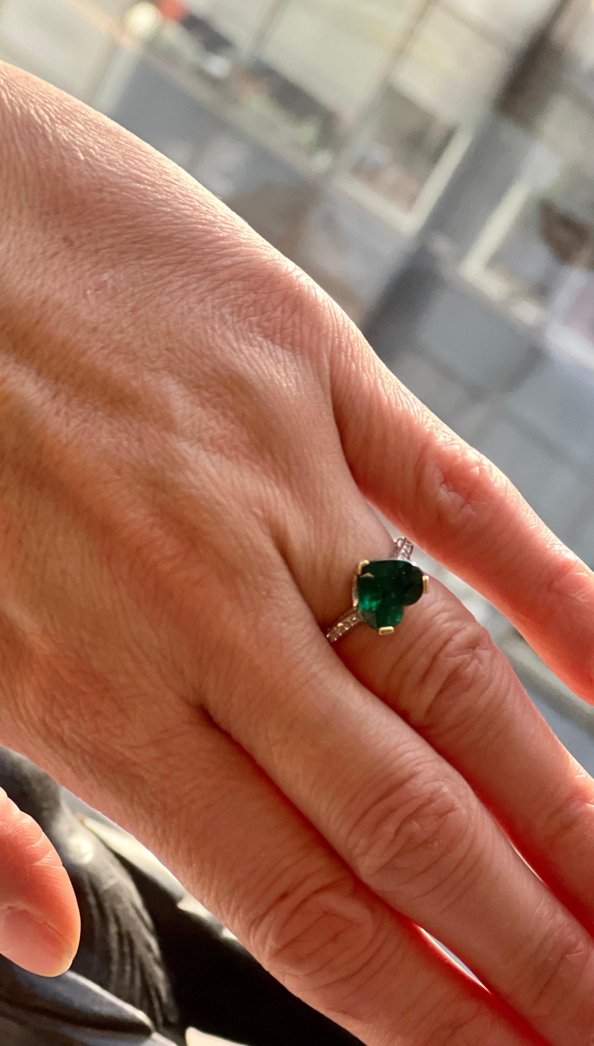 2.30 Carat Emerald Heart Diamond Ring For Sale 1