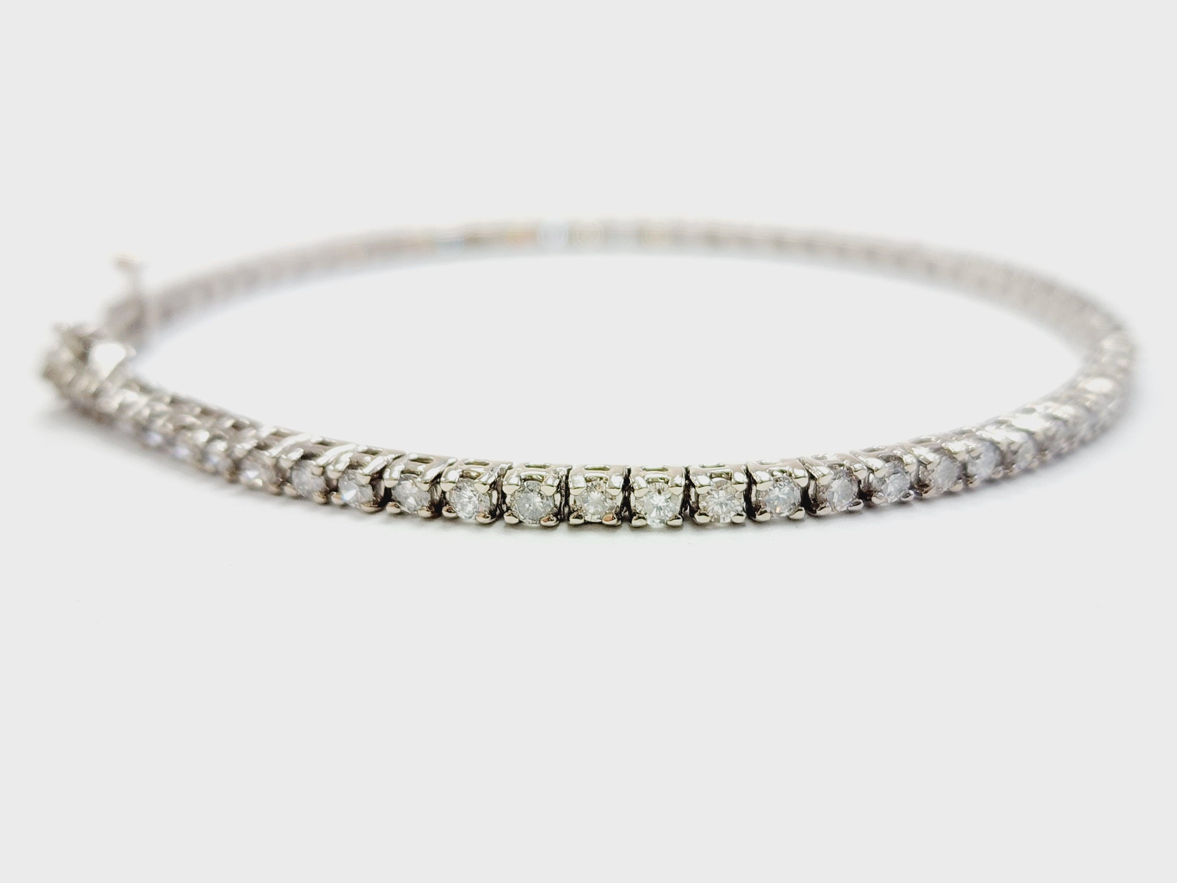 2,30 Karat natürliches Diamant-Tennisarmband 14 Karat Weißgold 1
