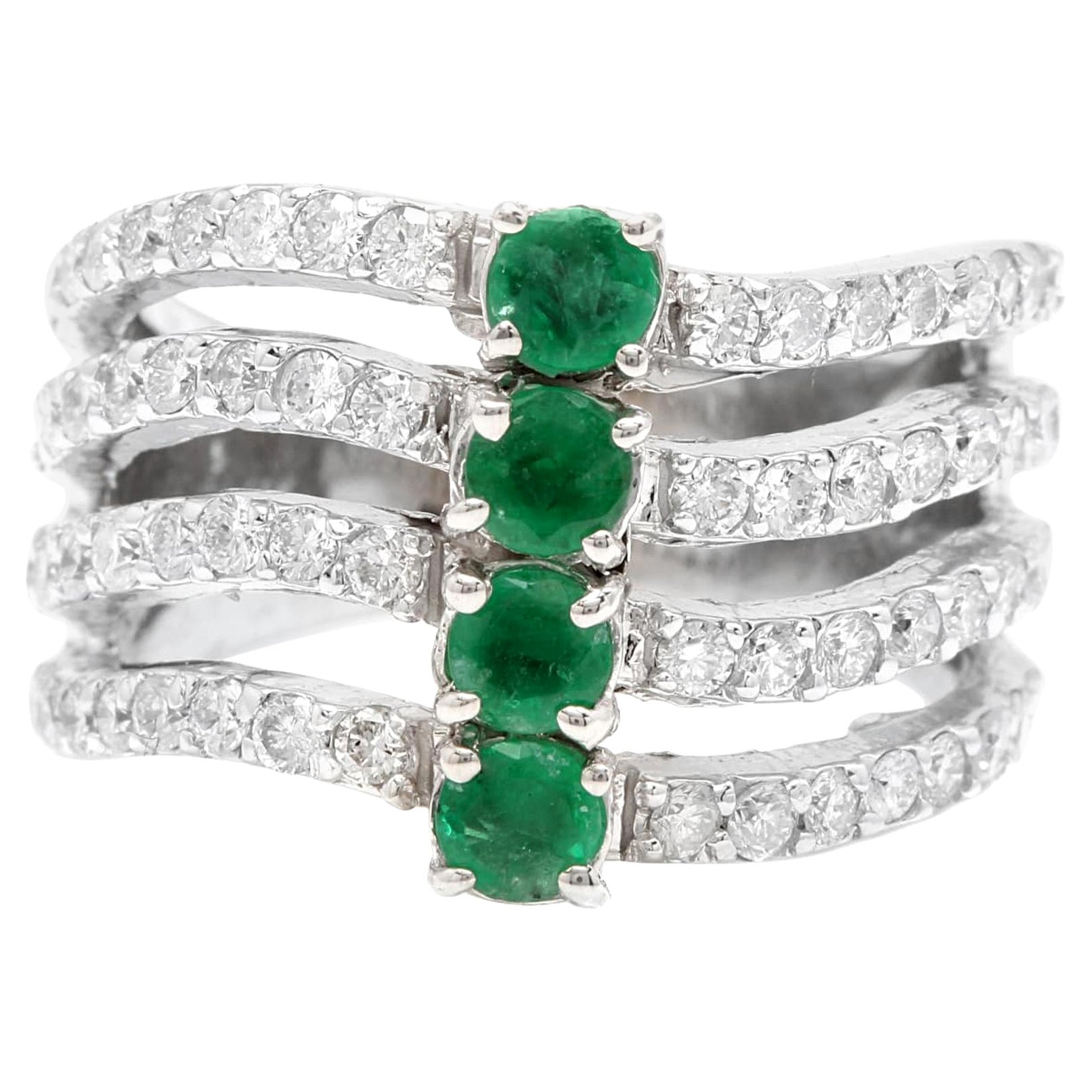 2,30 Karat natürlicher Smaragd und Diamant 14 Karat massiver Weißgold Ring im Angebot