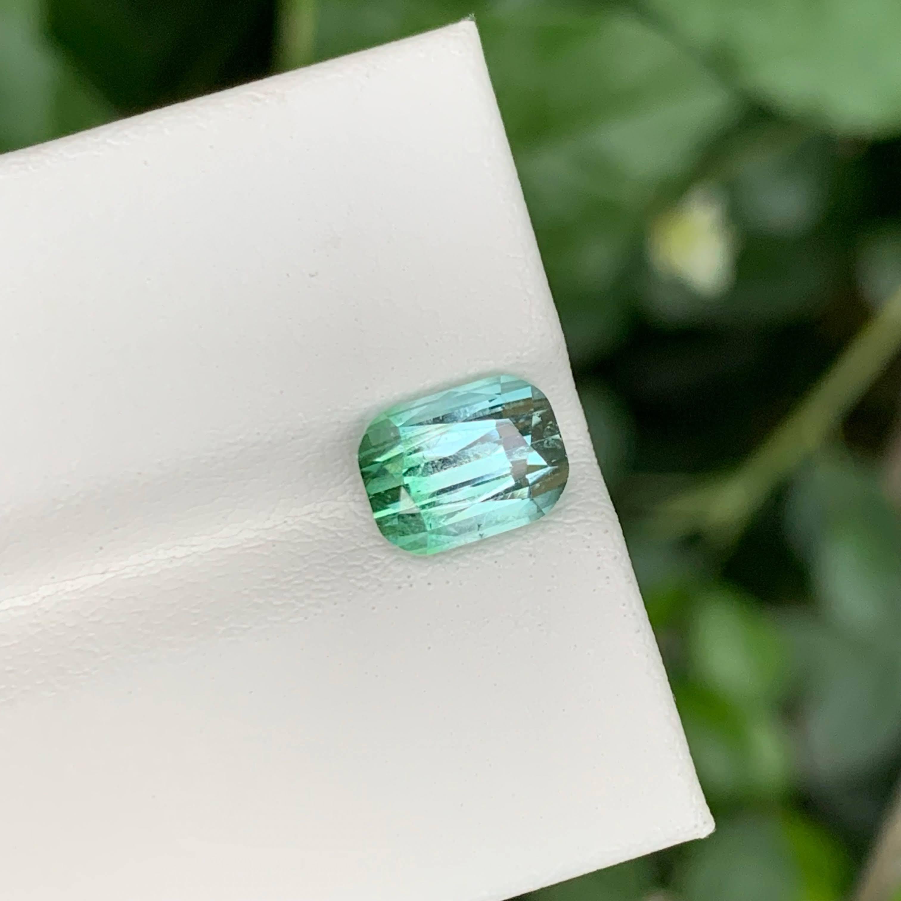 2.30 Carat Natural Loose Bi color Tourmaline Stone Cushion Cut Afghani Gemstone en vente 4