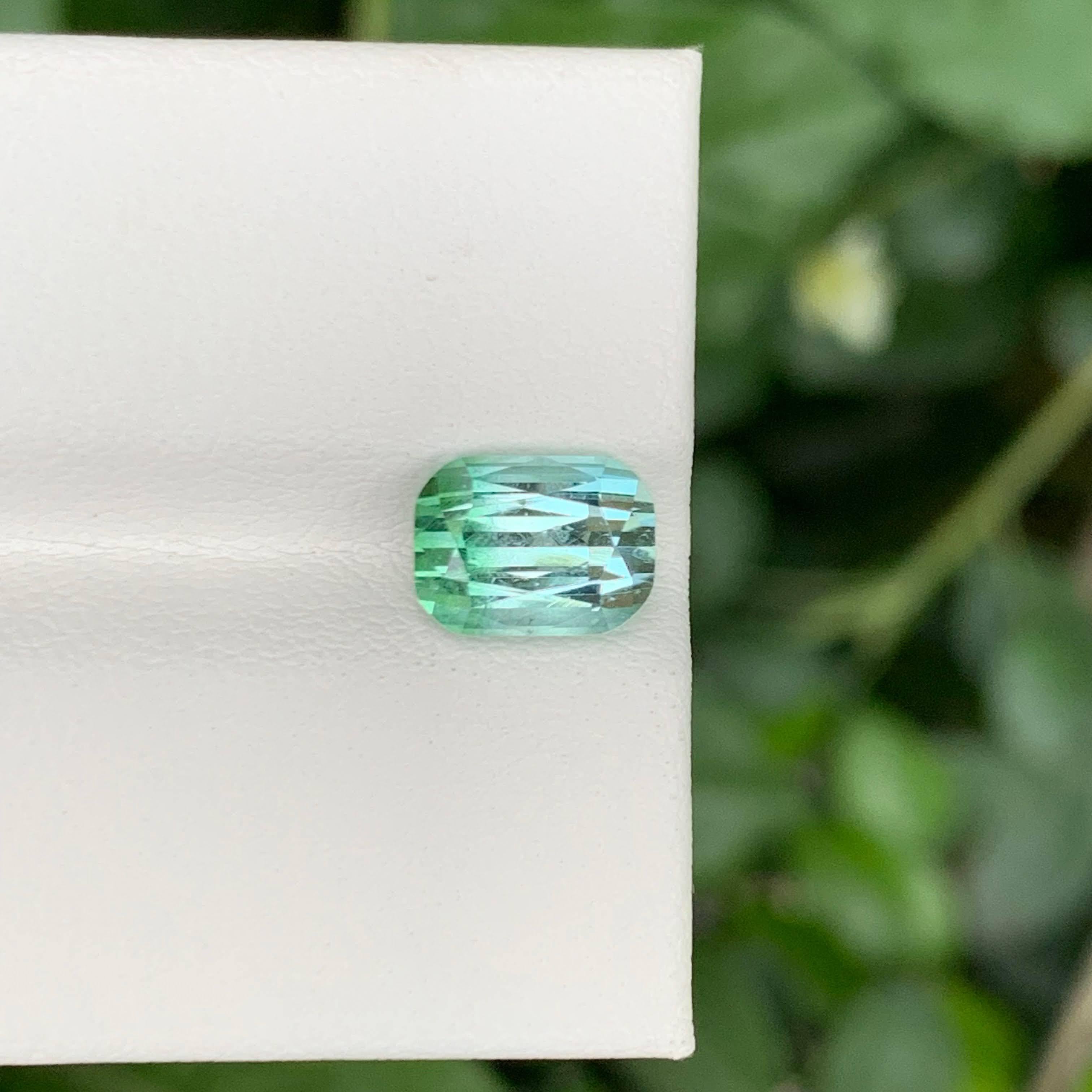 2.30 Carat Natural Loose Bi color Tourmaline Stone Cushion Cut Afghani Gemstone en vente 2
