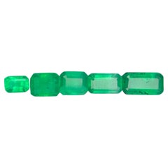 2.30 Carat Natural Loose Emerald Lot For Jewellery Making