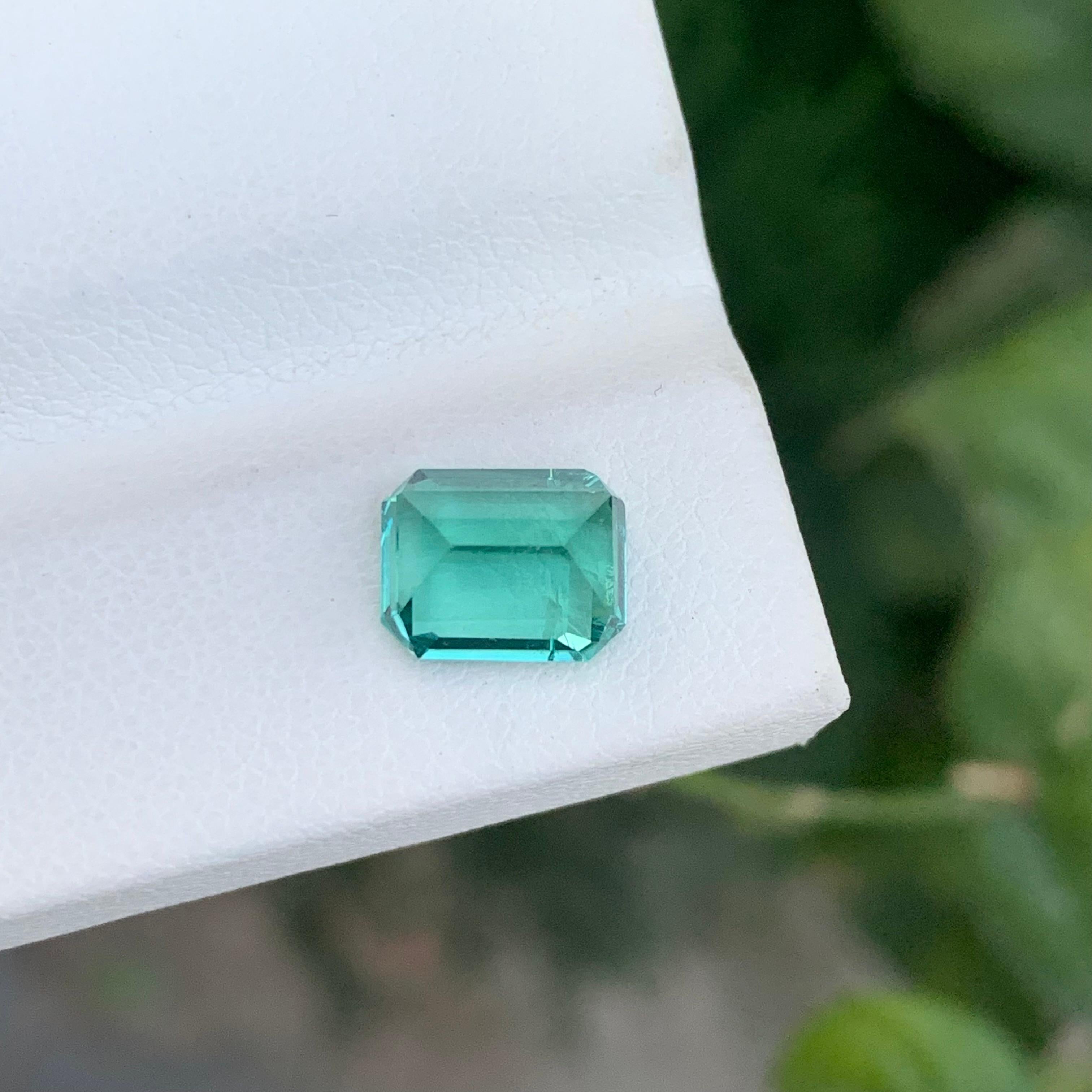 2.30 Carat Natural Loose Lagoon Tourmaline Emerald Shape Gemstone (pierre précieuse en forme d'émeraude) en vente 7