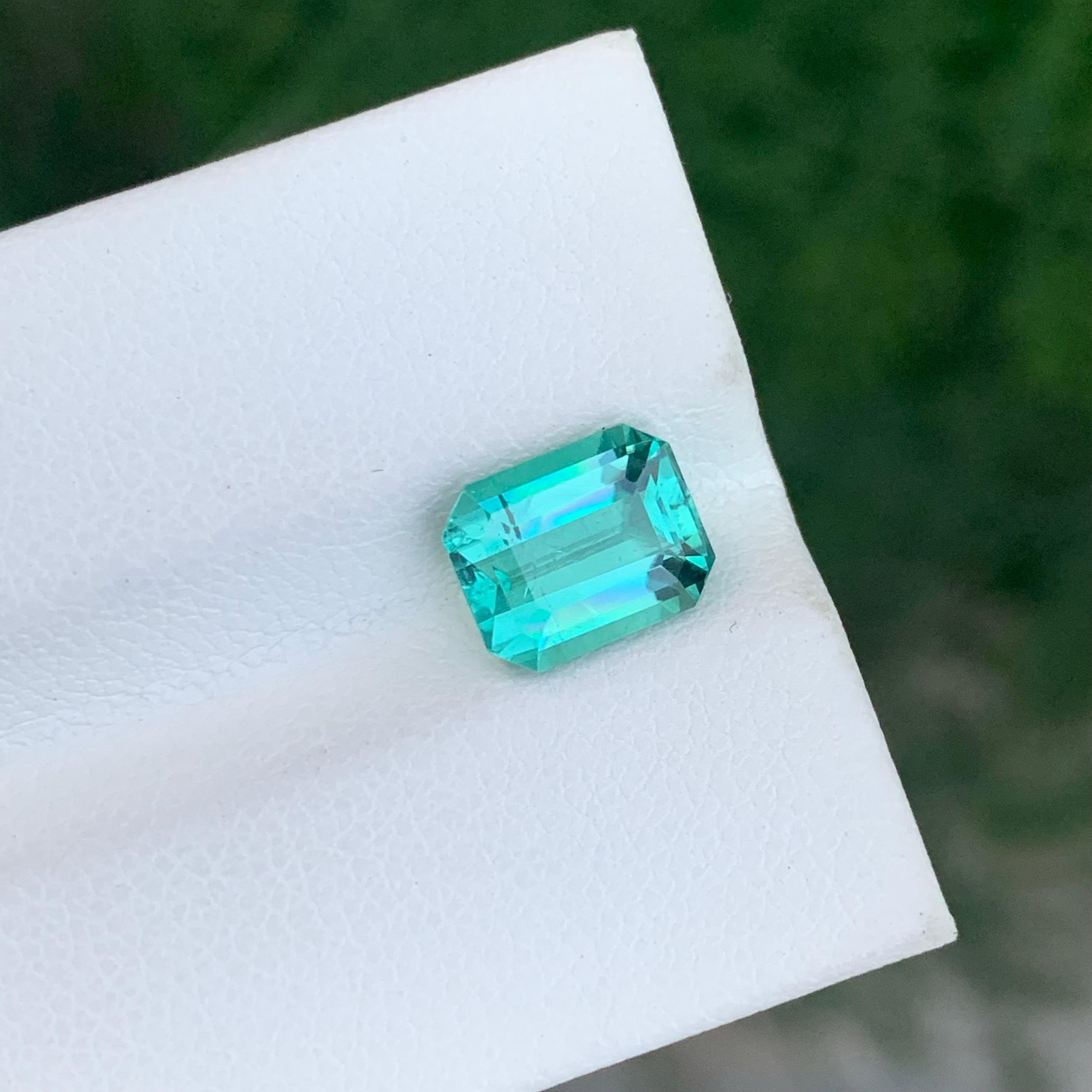 2.30 Carat Natural Loose Lagoon Tourmaline Emerald Shape Gemstone (pierre précieuse en forme d'émeraude) en vente 9