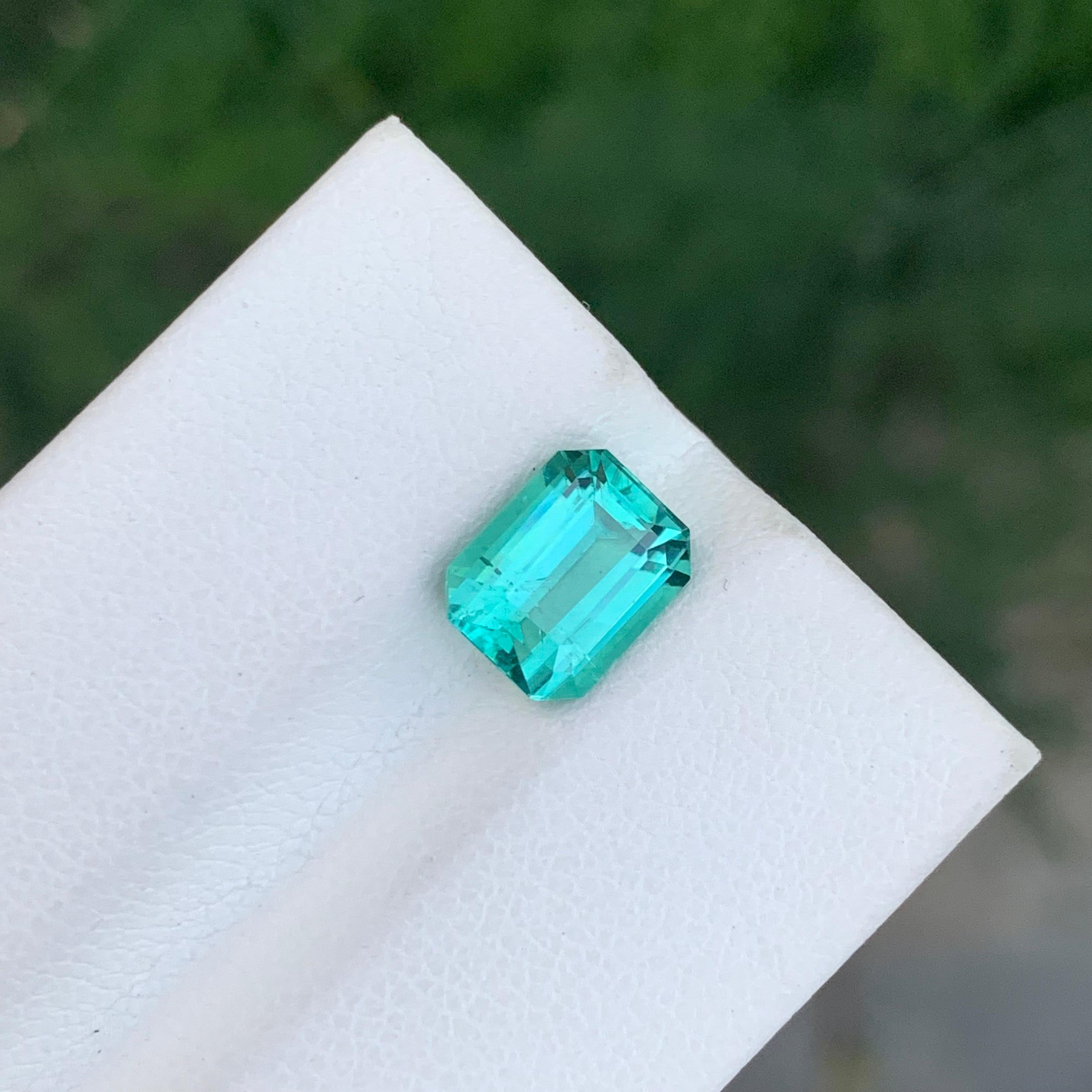 Taille émeraude 2.30 Carat Natural Loose Lagoon Tourmaline Emerald Shape Gemstone (pierre précieuse en forme d'émeraude) en vente