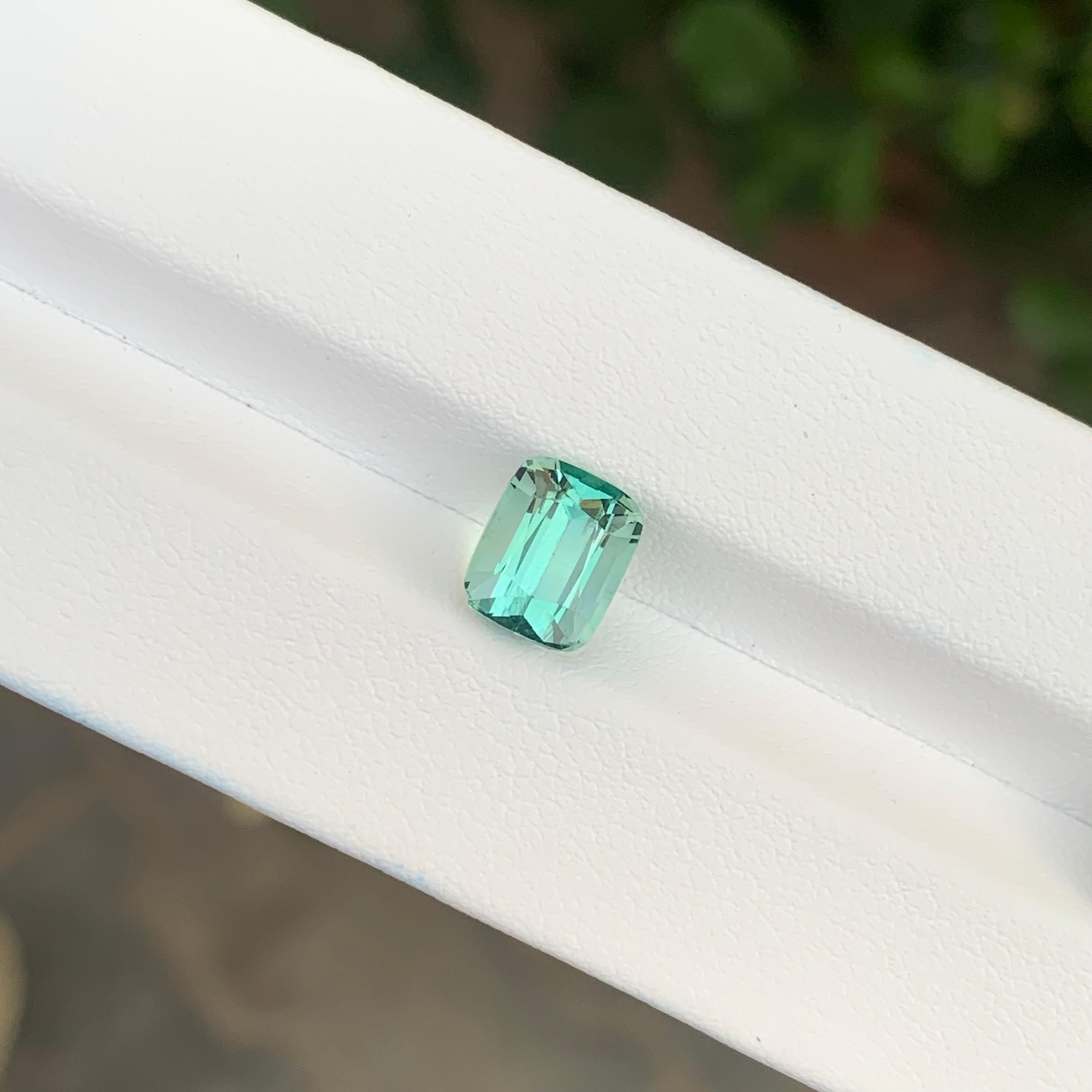 2.30 Carat Natural Loose Seafoam Tourmaline Cushion Shape Gemstone In New Condition For Sale In Peshawar, PK