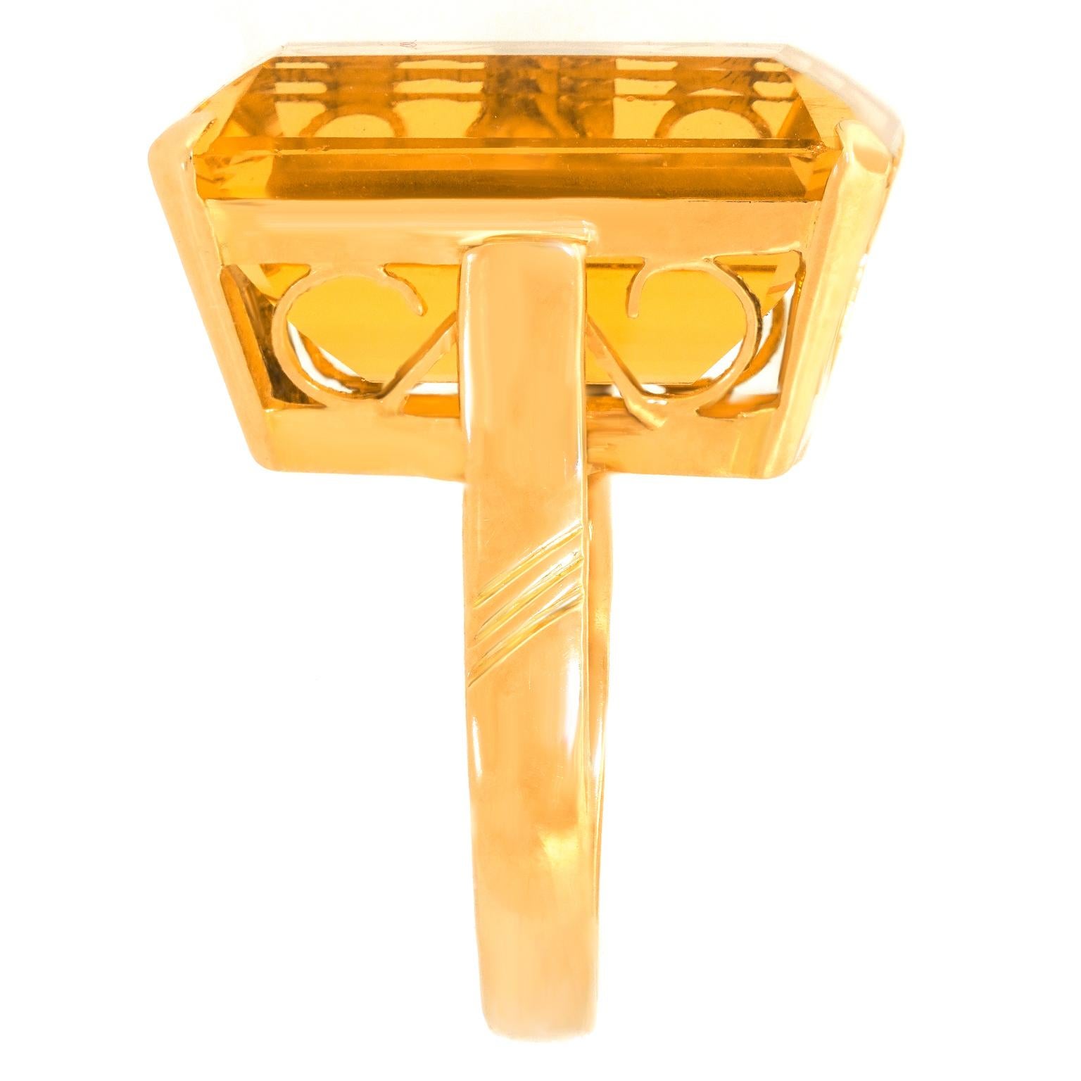 23.0-Carat Retro Forties Citrine Ring For Sale 1