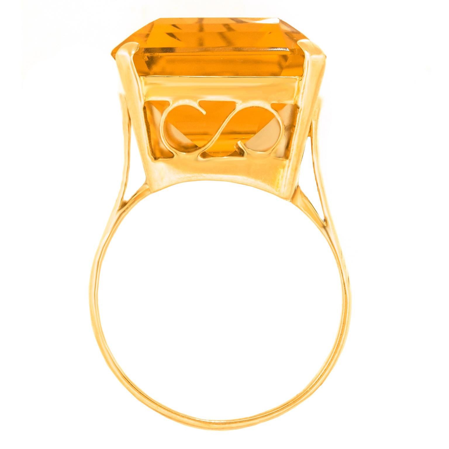 23.0-Carat Retro Forties Citrine Ring For Sale 3