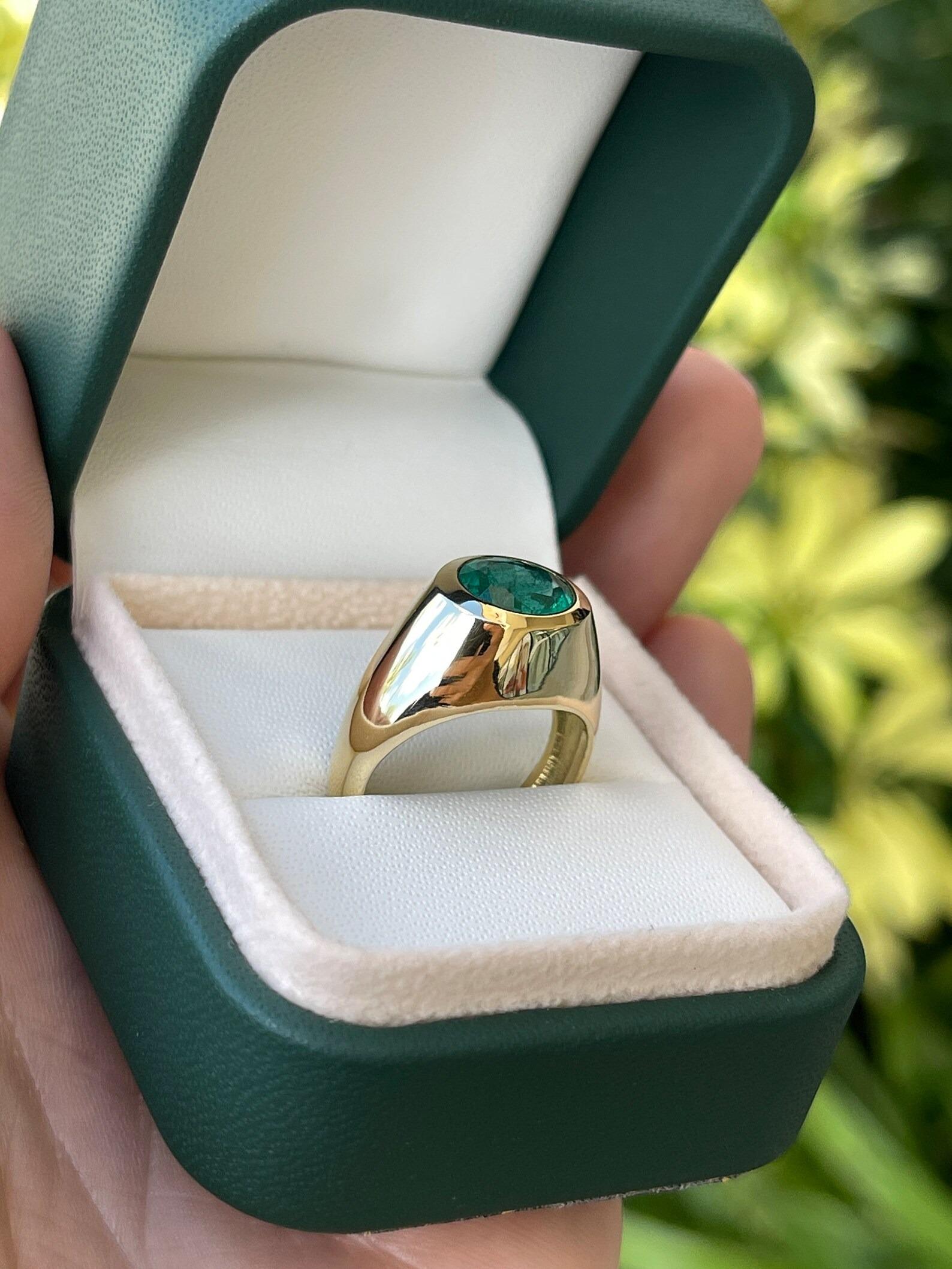 pinky ring emerald