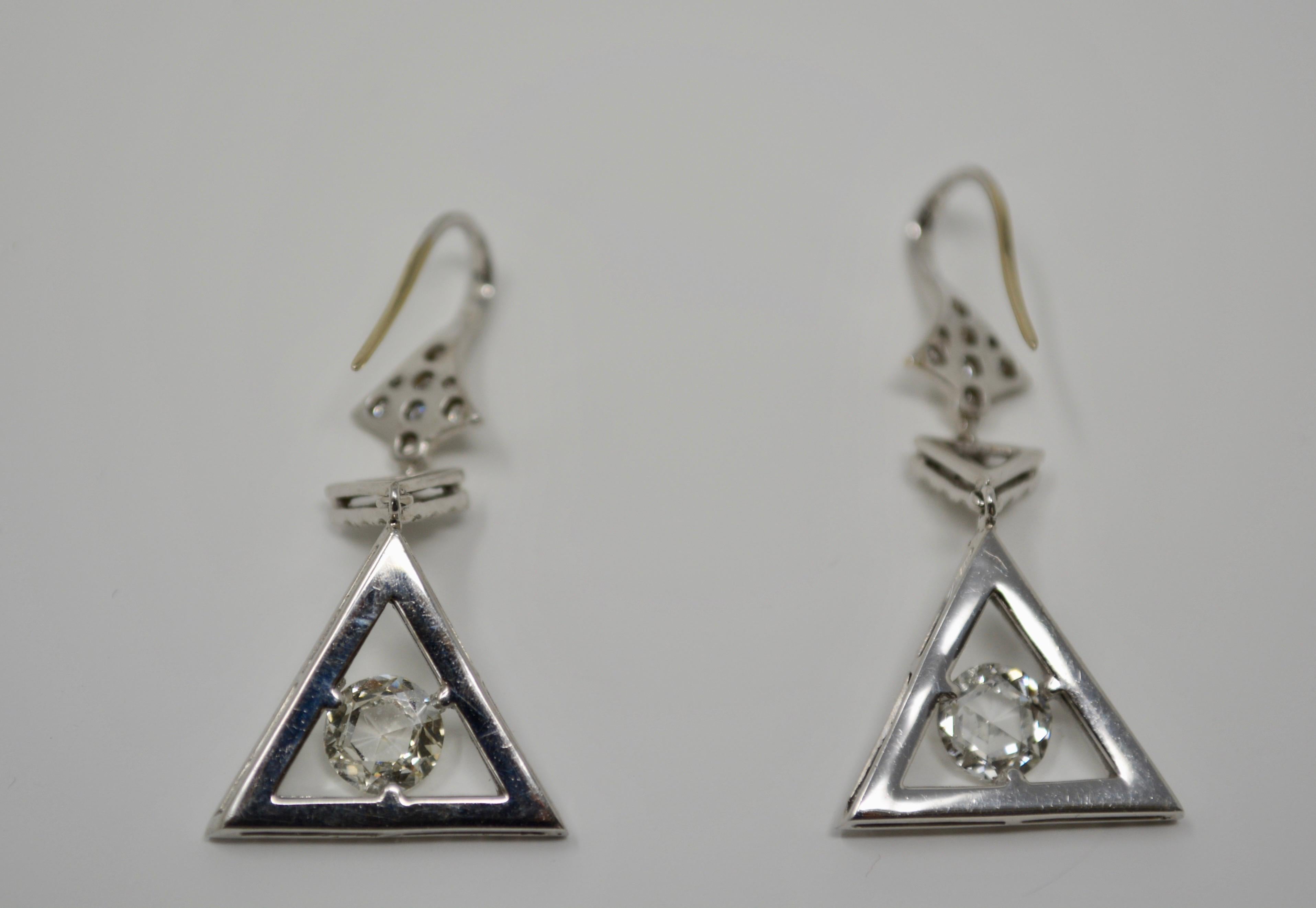 2.30 Carat Rose Cut Diamond And Circular Cut Diamond Dangle Earrings In 18 K For Sale 2