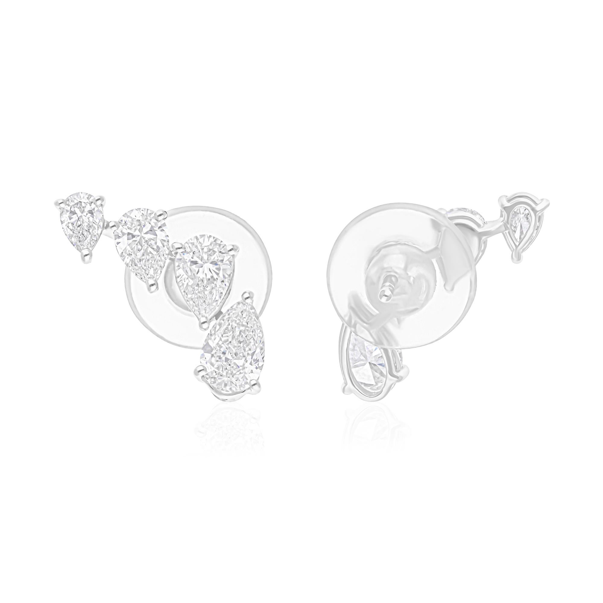 Coulées dans de l'or 18 carats, ces boucles d'oreilles exquises sont serties de 2,30 carats de diamants étincelants.

Suivez la vitrine de Spectrum Jewels pour découvrir la dernière collection et les pièces exclusives. Spectrum Jewels est fièrement