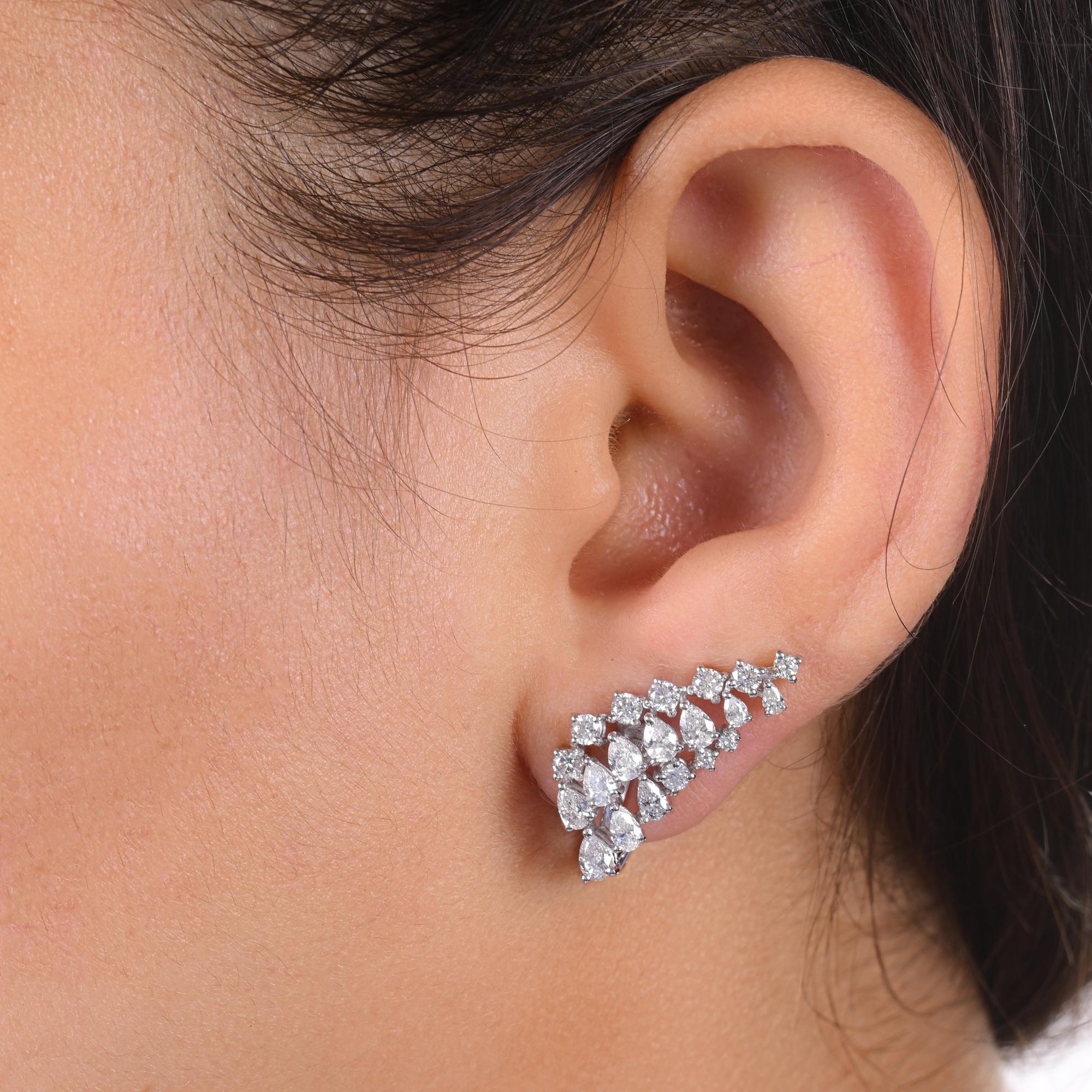 Orecchini di diamanti da 2,30 carati SI/H Pear Round Brilliante Cut Oro bianco 18 carati In condizioni Nuovo in vendita a Diera, Dubai