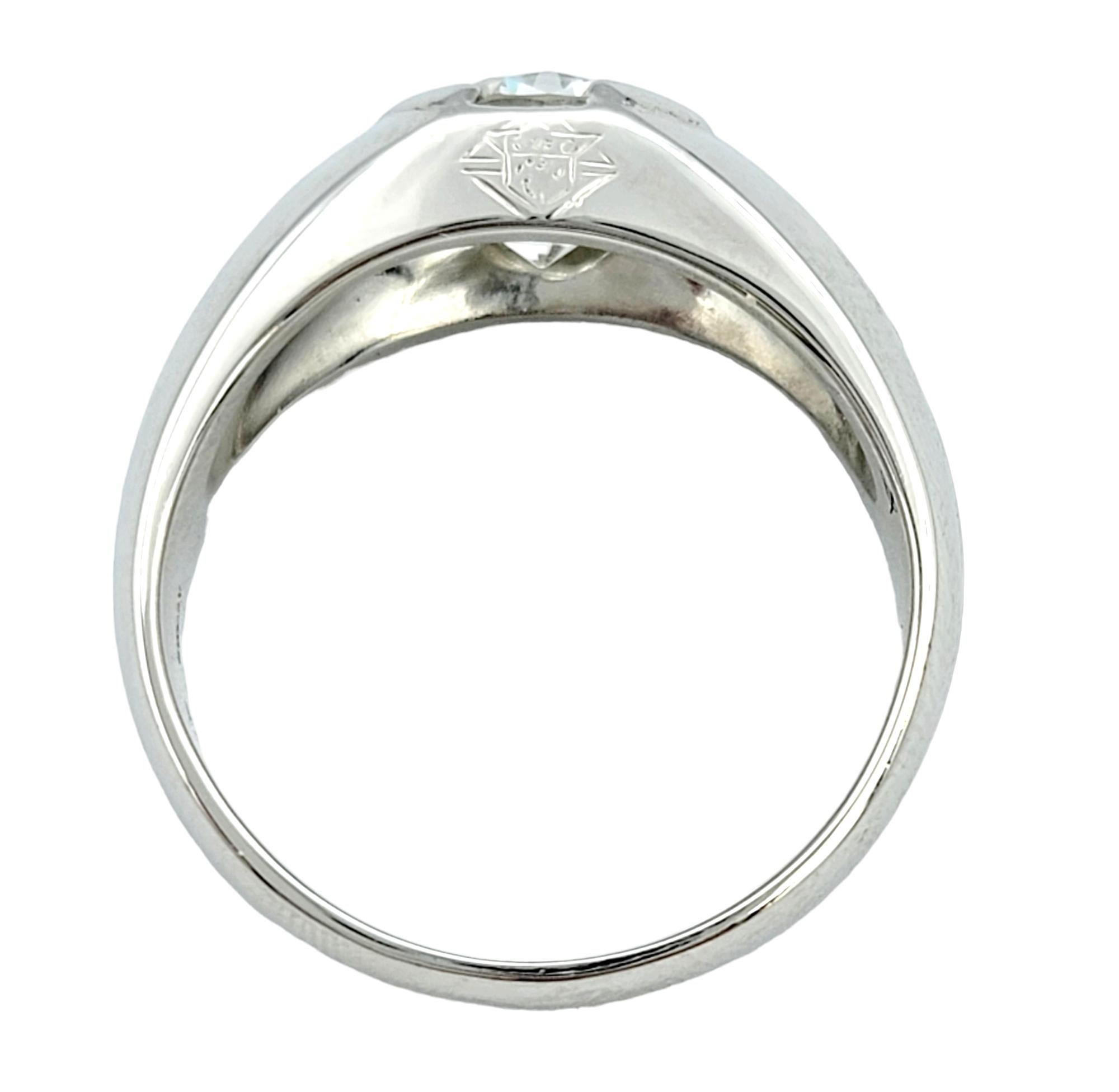 2.30 Carat Total Men's Vintage Early Modern Brilliant Cut Diamond Signet Ring  For Sale 3
