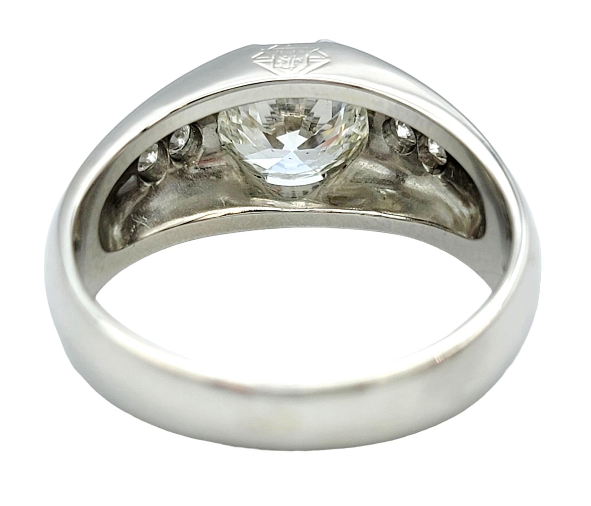 2.30 Carat Total Men's Vintage Early Modern Brilliant Cut Diamond Signet Ring  For Sale 4