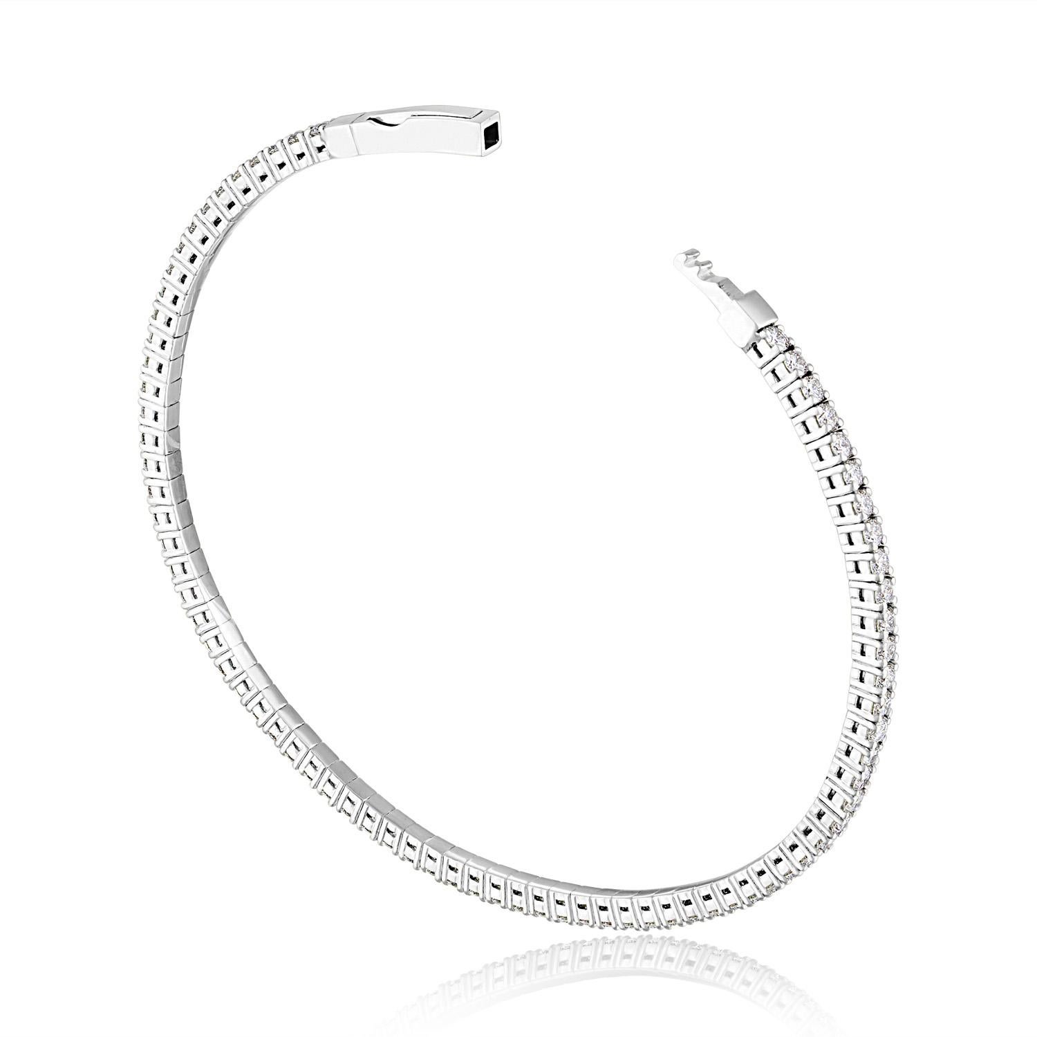 Bracelet jonc de tension entièrement en or avec diamants de 2,30 carats en vente 1