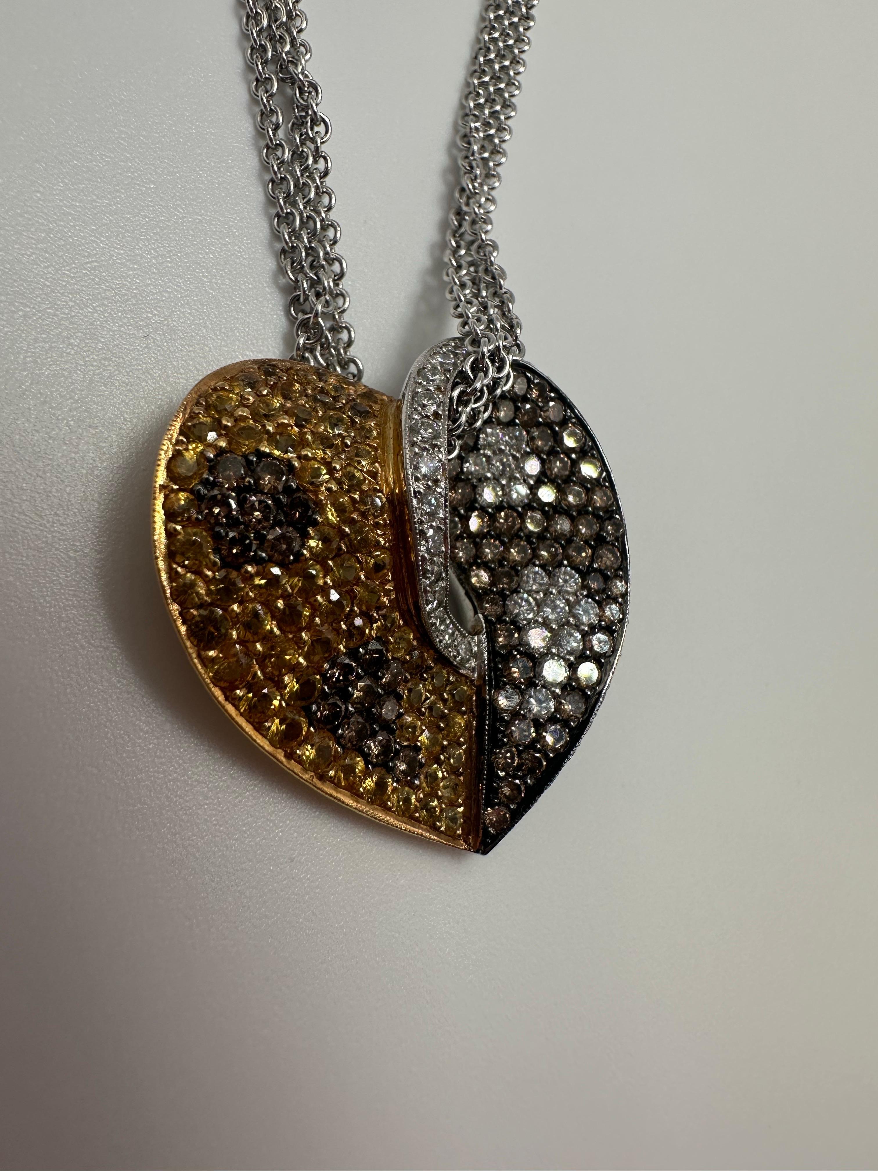 Collana con ciondolo a cuore con diamante da 2,30 carati in oro 18 carati in vendita 3