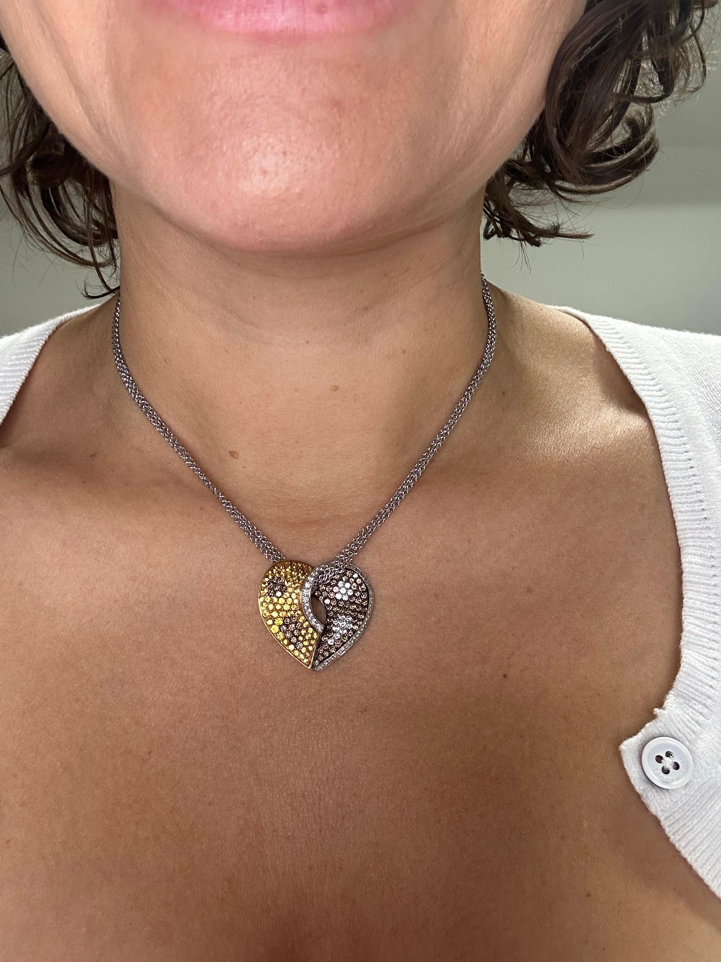 Collana con ciondolo a cuore con diamante da 2,30 carati in oro 18 carati in vendita 4
