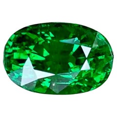 2.30 carats Loose Green Tsavorite Garnet Stone Oval Cut Kenyan Gemstone