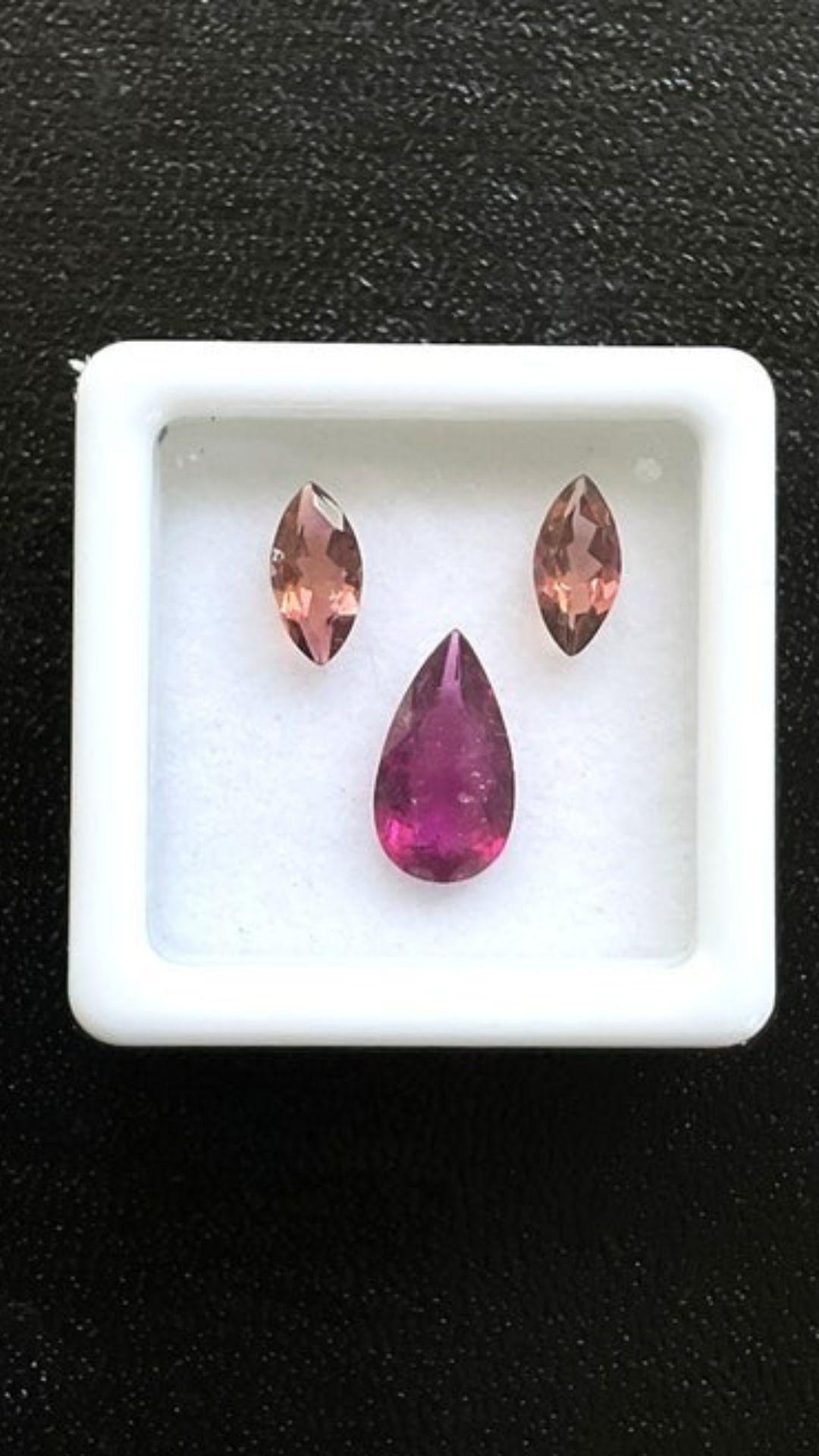 2.30 Carats Mix Matched Tourmaline Pair, Pink Tourmaline Marquise and Pear Gems In New Condition For Sale In Jaipur, RJ