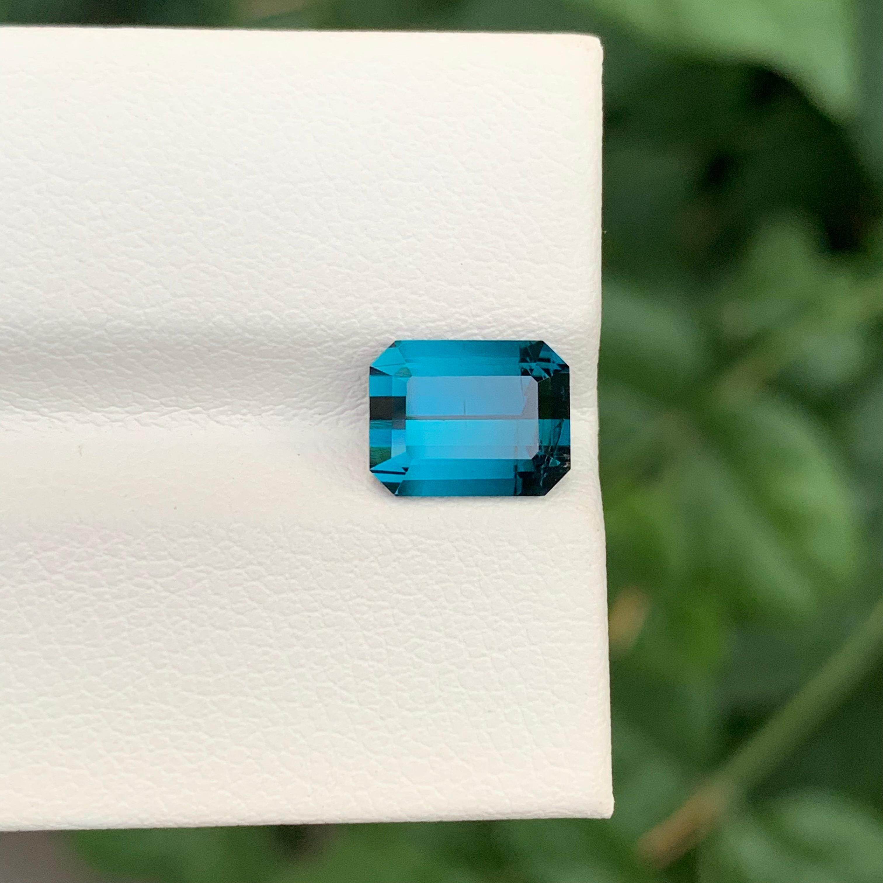 2.30 Carats Natural Faceted Indicolite Tourmaline For Jewelry Making en vente 5