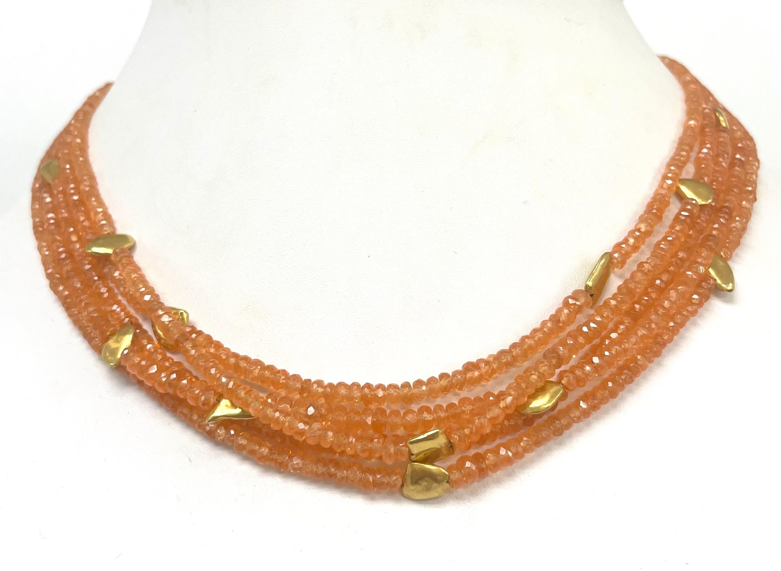  230 Karat orangefarbene Spessartin-Halskette mit Goldscheiben  (Kunsthandwerker*in) im Angebot