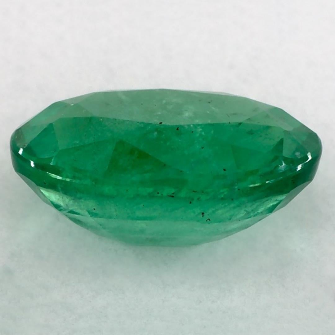 2.30 Ct Emerald Oval Loose Gemstone In New Condition For Sale In Fort Lee, NJ