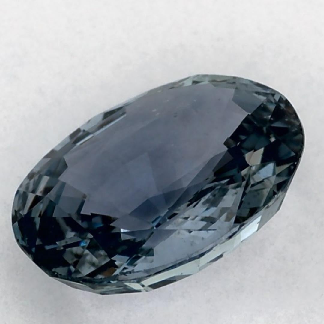 2.30 Ct Green Sapphire Oval Loose Gemstone (Saphir vert ovale en vrac) en vente 3